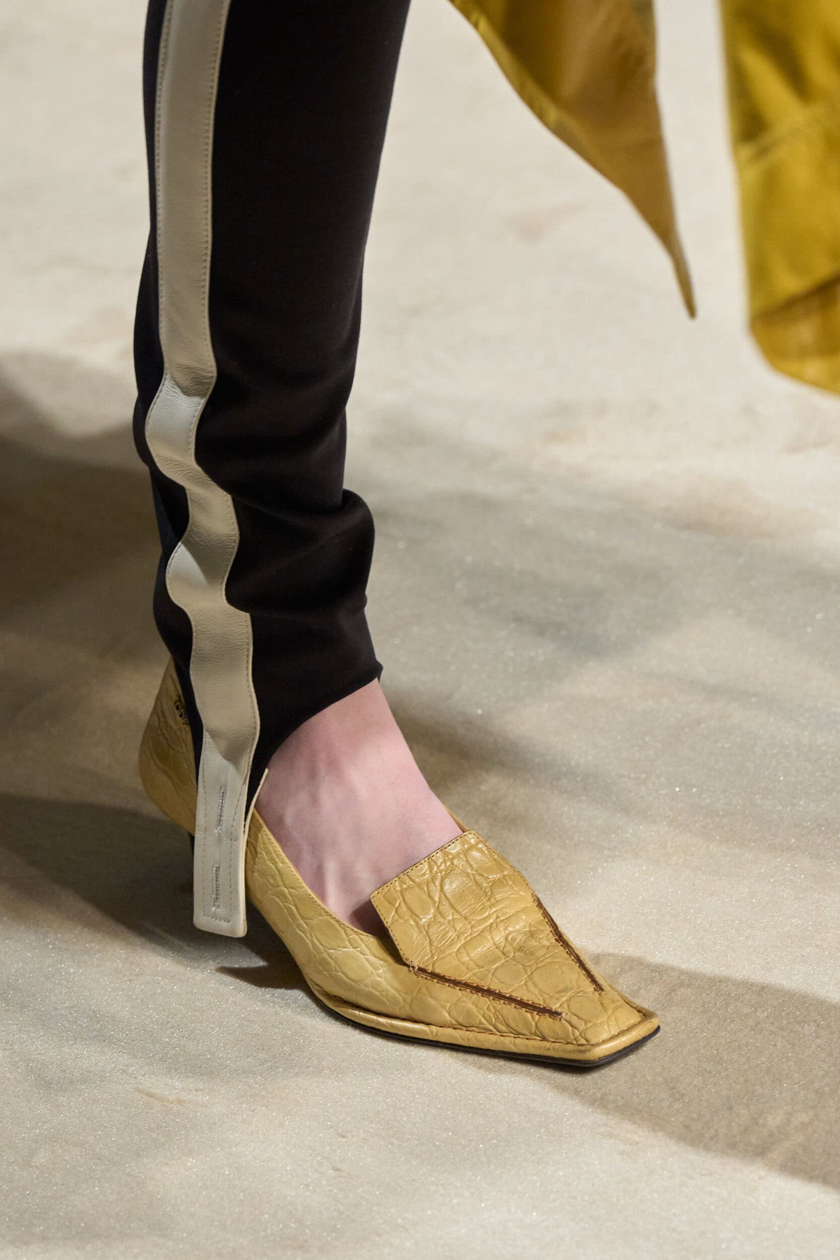 Tod S Fall 2026 Fashion Show Details