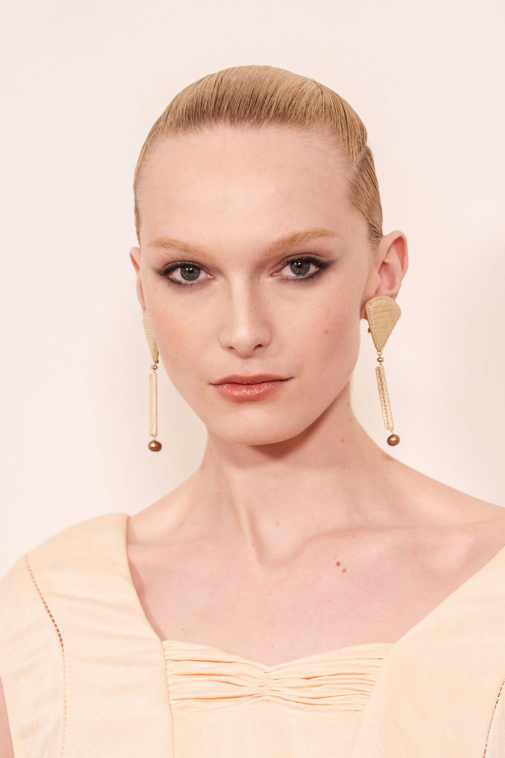 Tory Burch Fall 2026 Fashion Show Backstage