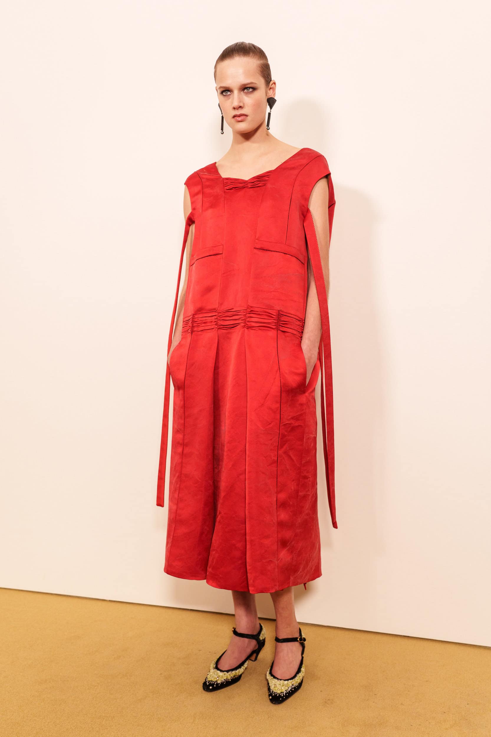 Tory Burch Fall 2026 Fashion Show Backstage