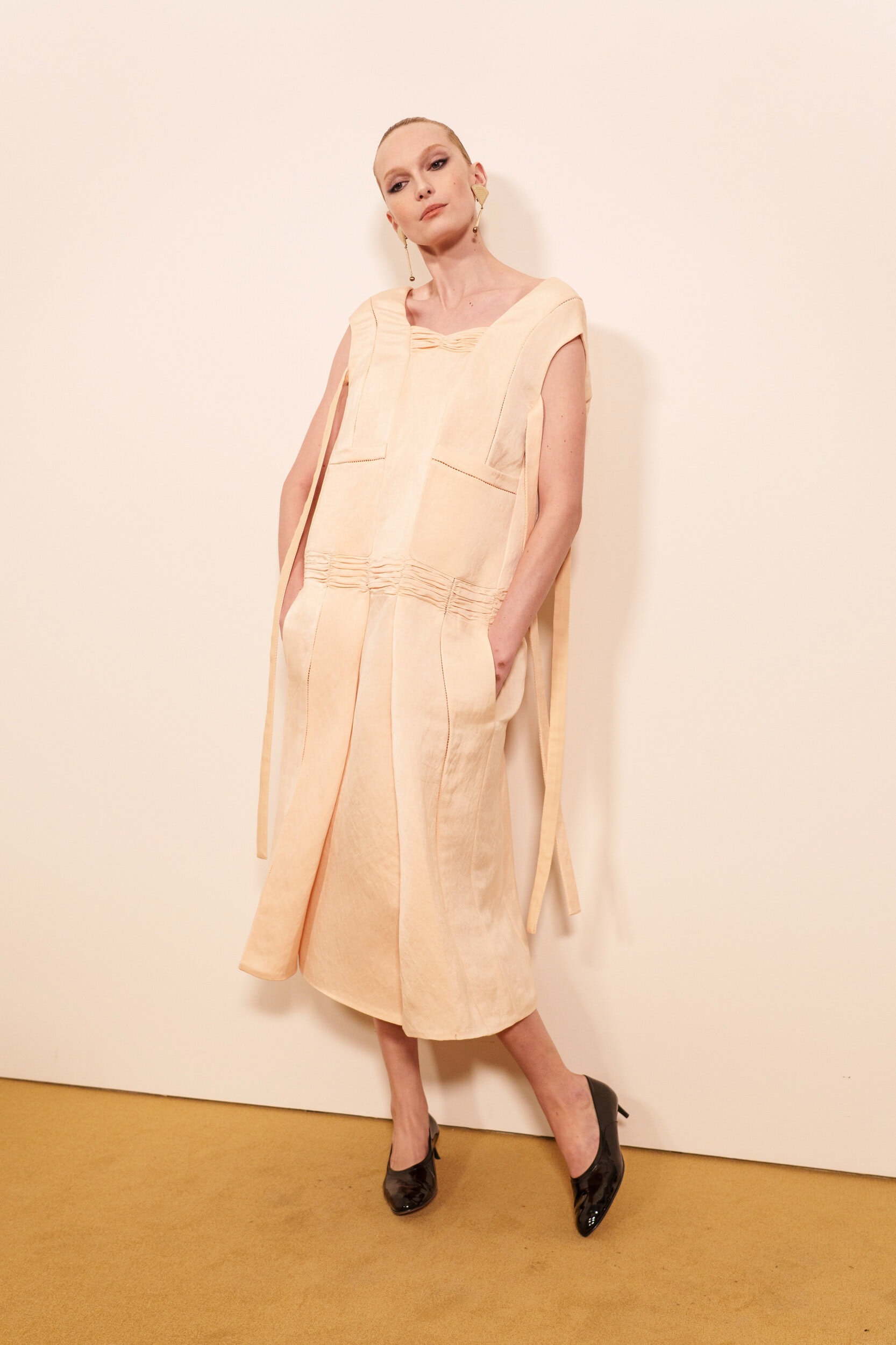 Tory Burch Fall 2026 Fashion Show Backstage