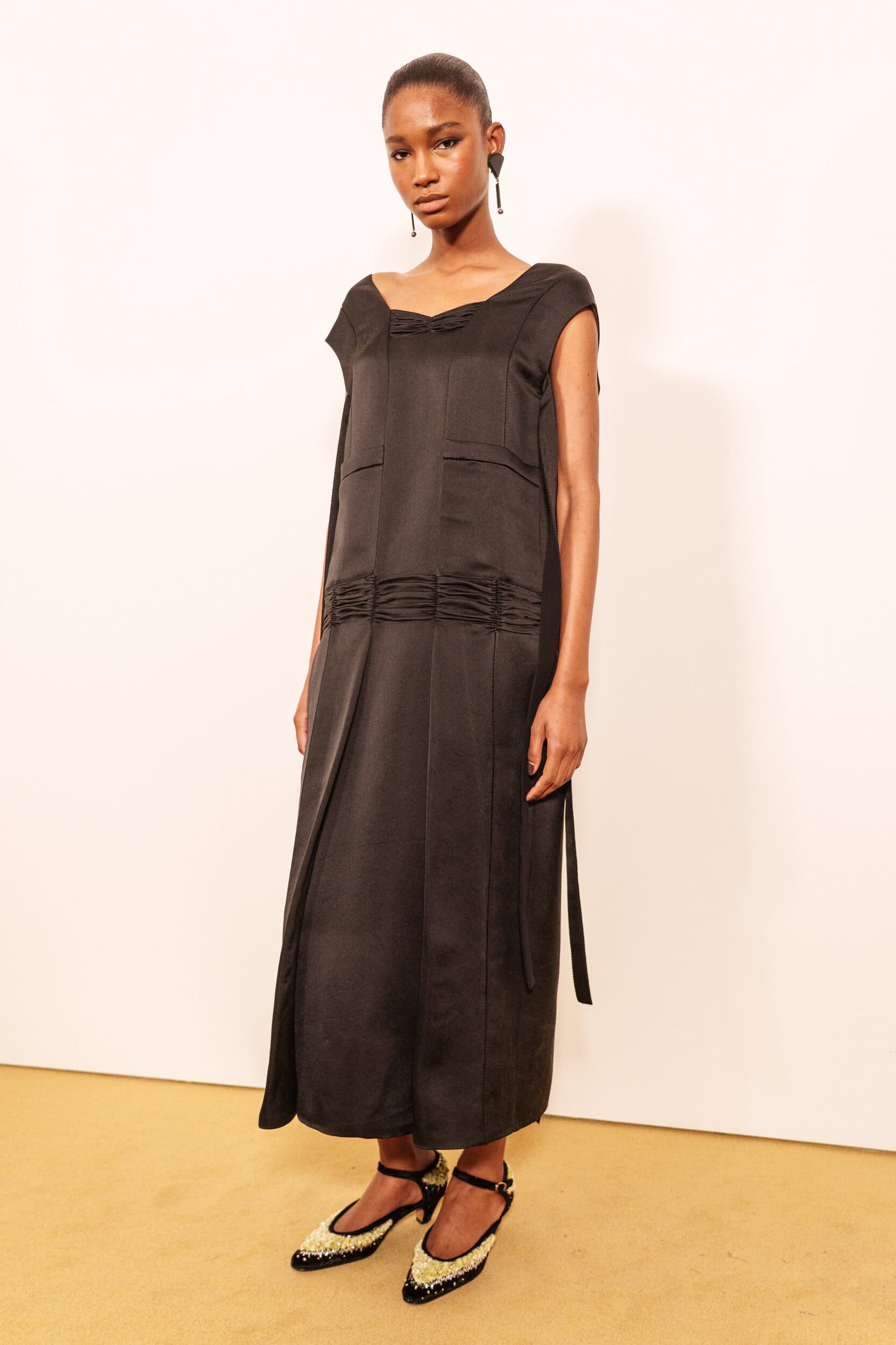 Tory Burch Fall 2026 Fashion Show Backstage