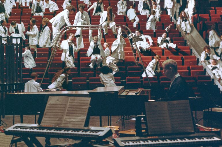 Maison Margiela 'joy'