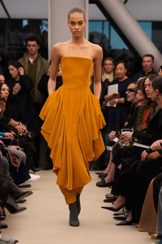 Alaia Fall 2026 Fashion Show