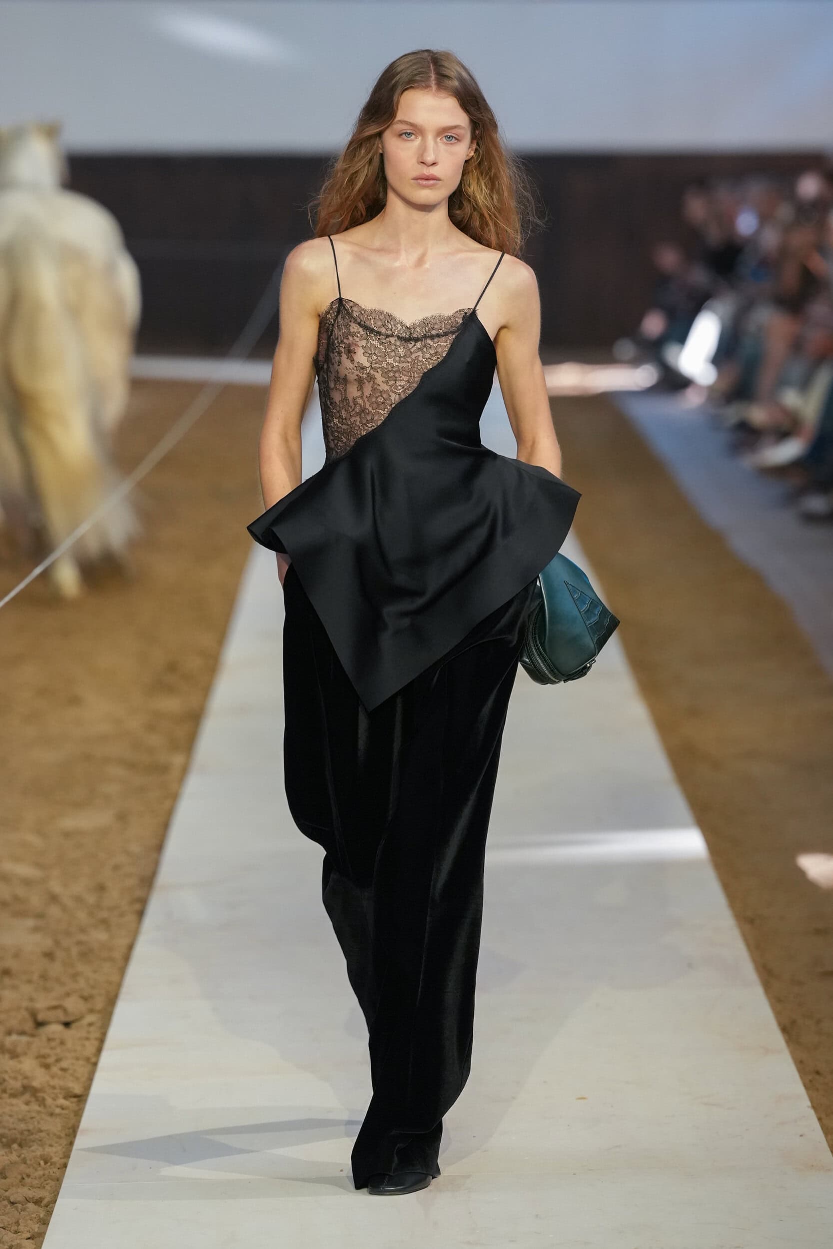 Stella Mccartney Fall 2026 Fashion Show