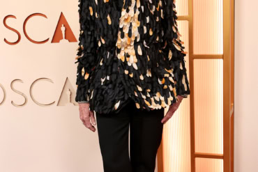 Amy Madigan wears Dior at The 98th Academy Awards