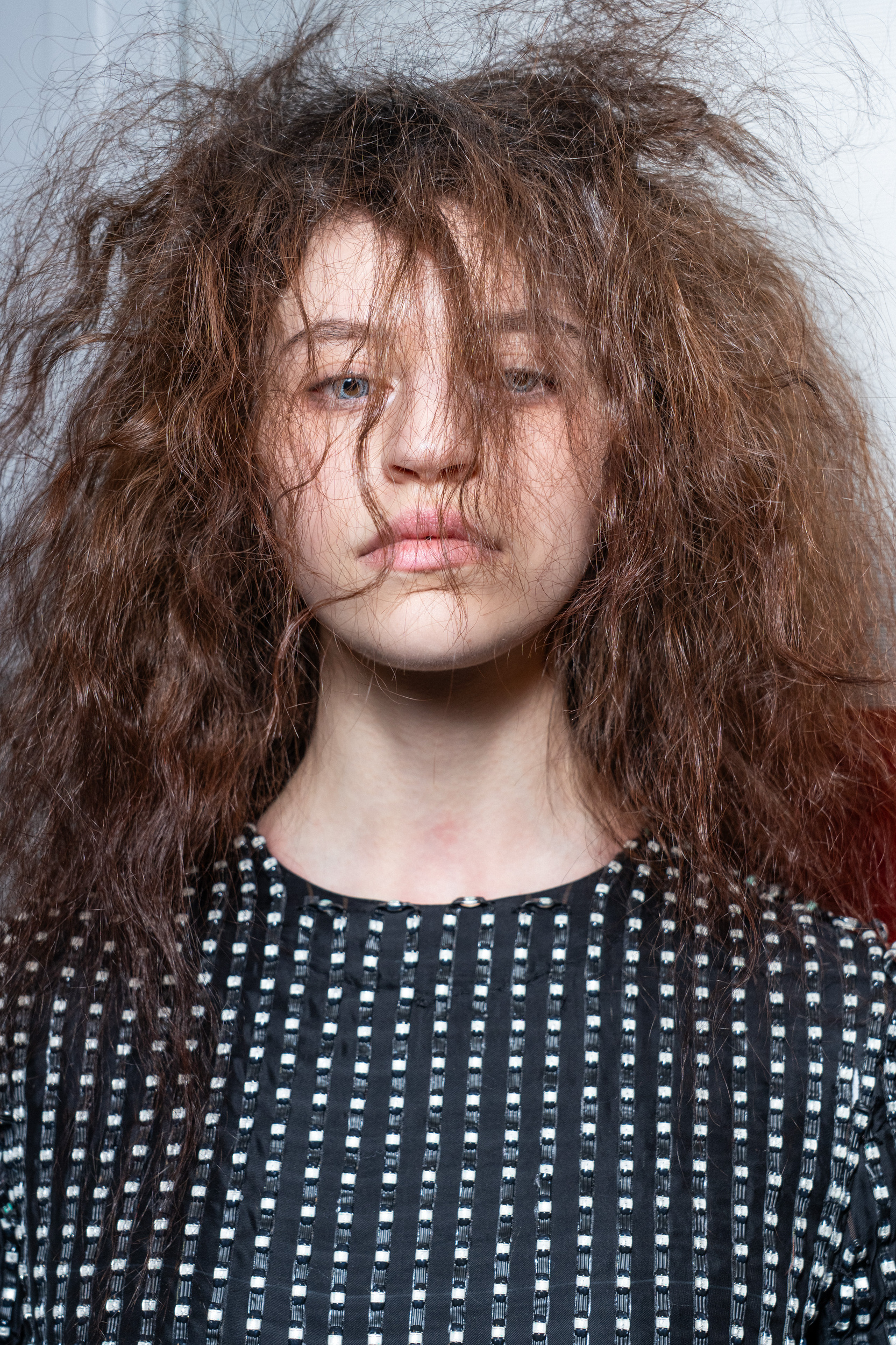 Anrealage Fall 2026 Fashion Show Backstage