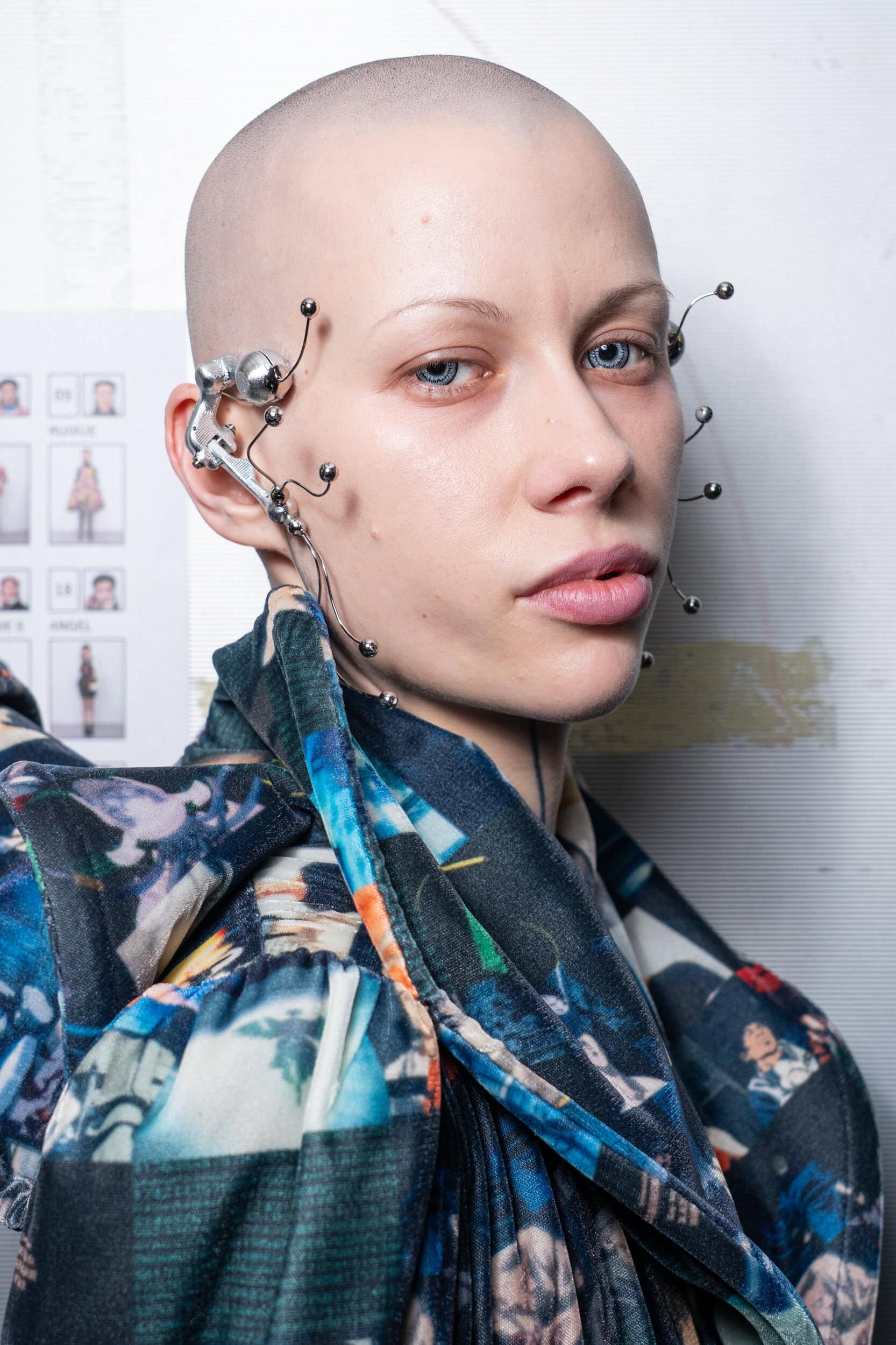 Anrealage Fall 2026 Fashion Show Backstage