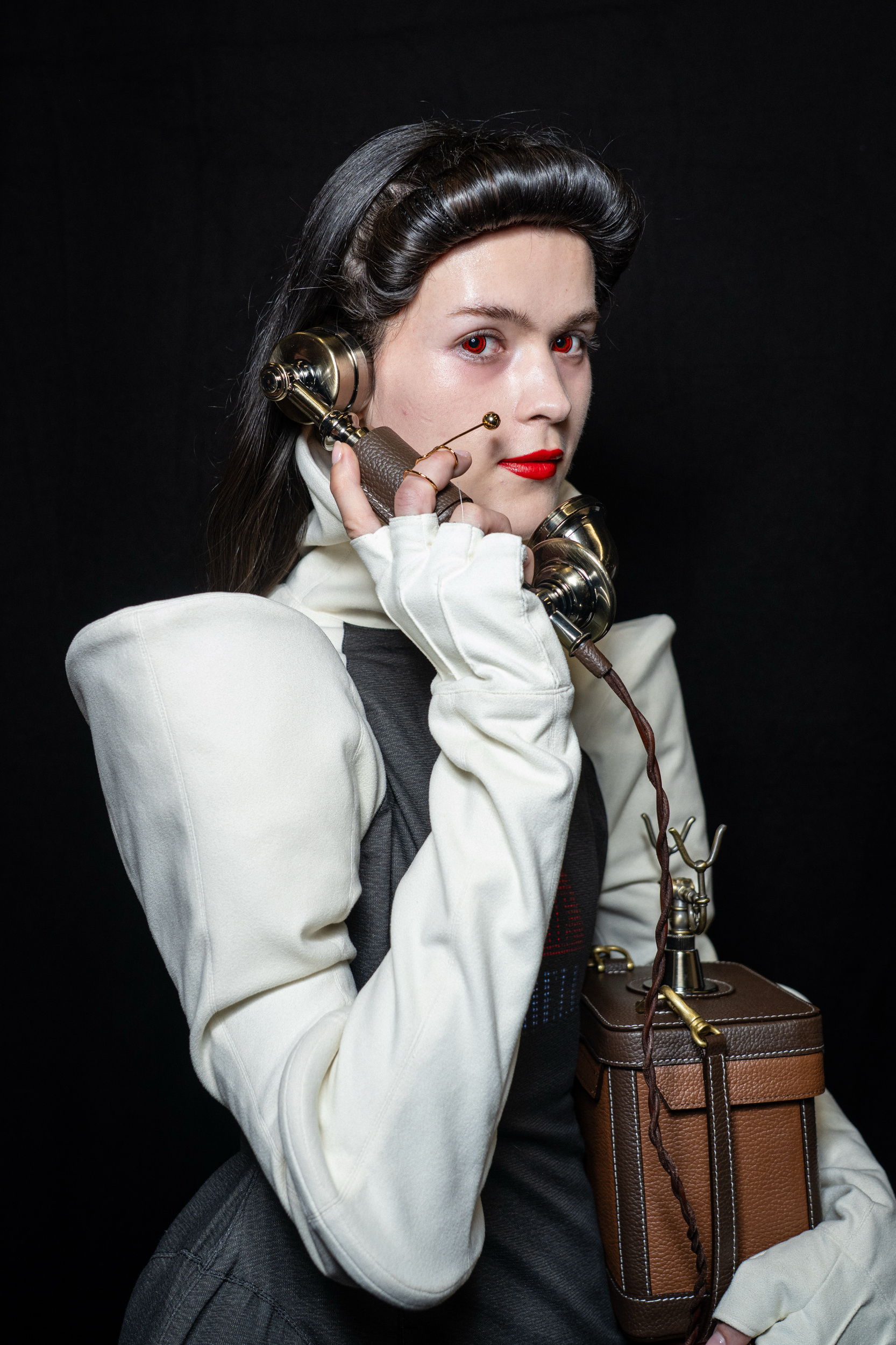 Anrealage Fall 2026 Fashion Show Backstage