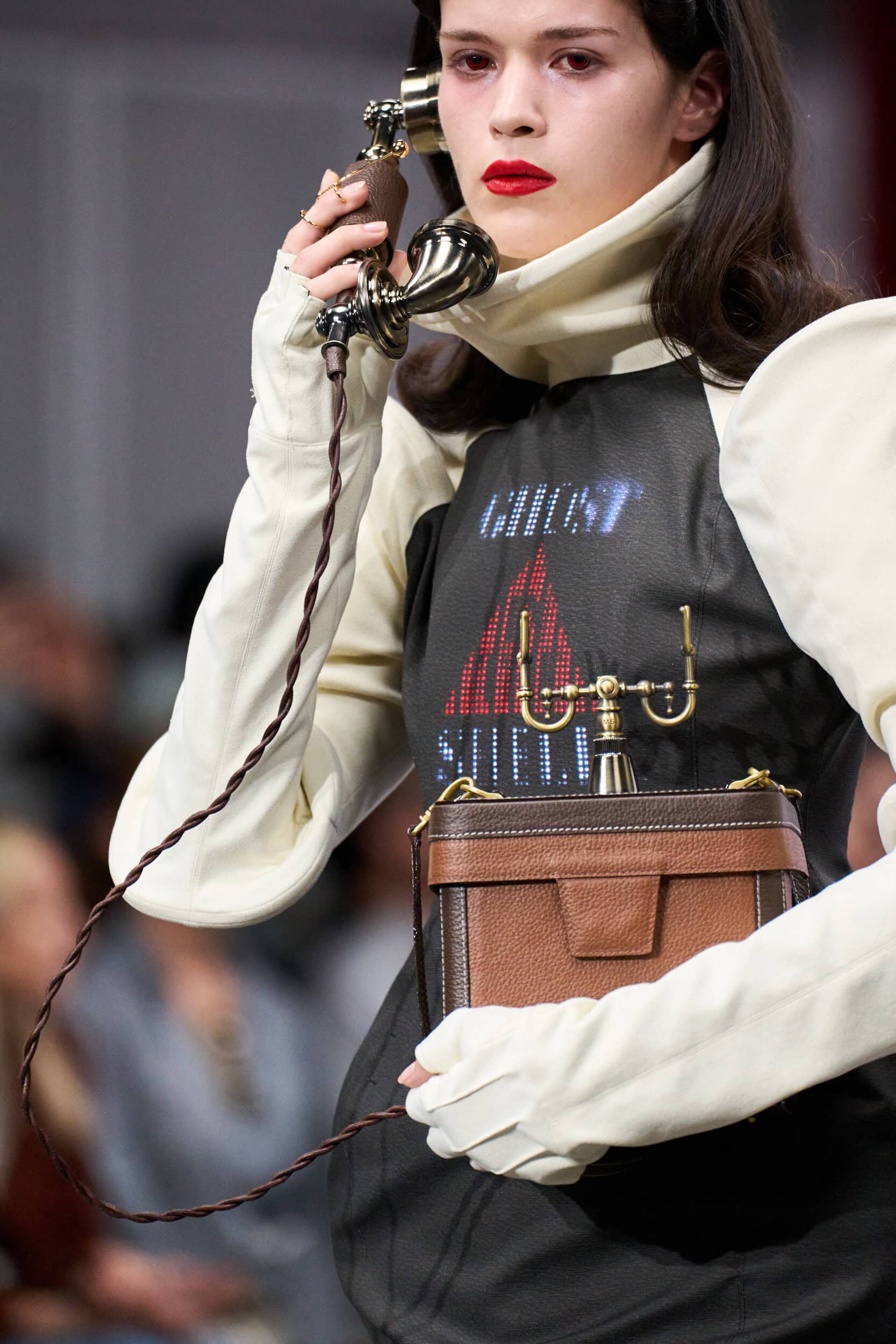 Anrealage Fall 2026 Fashion Show Details