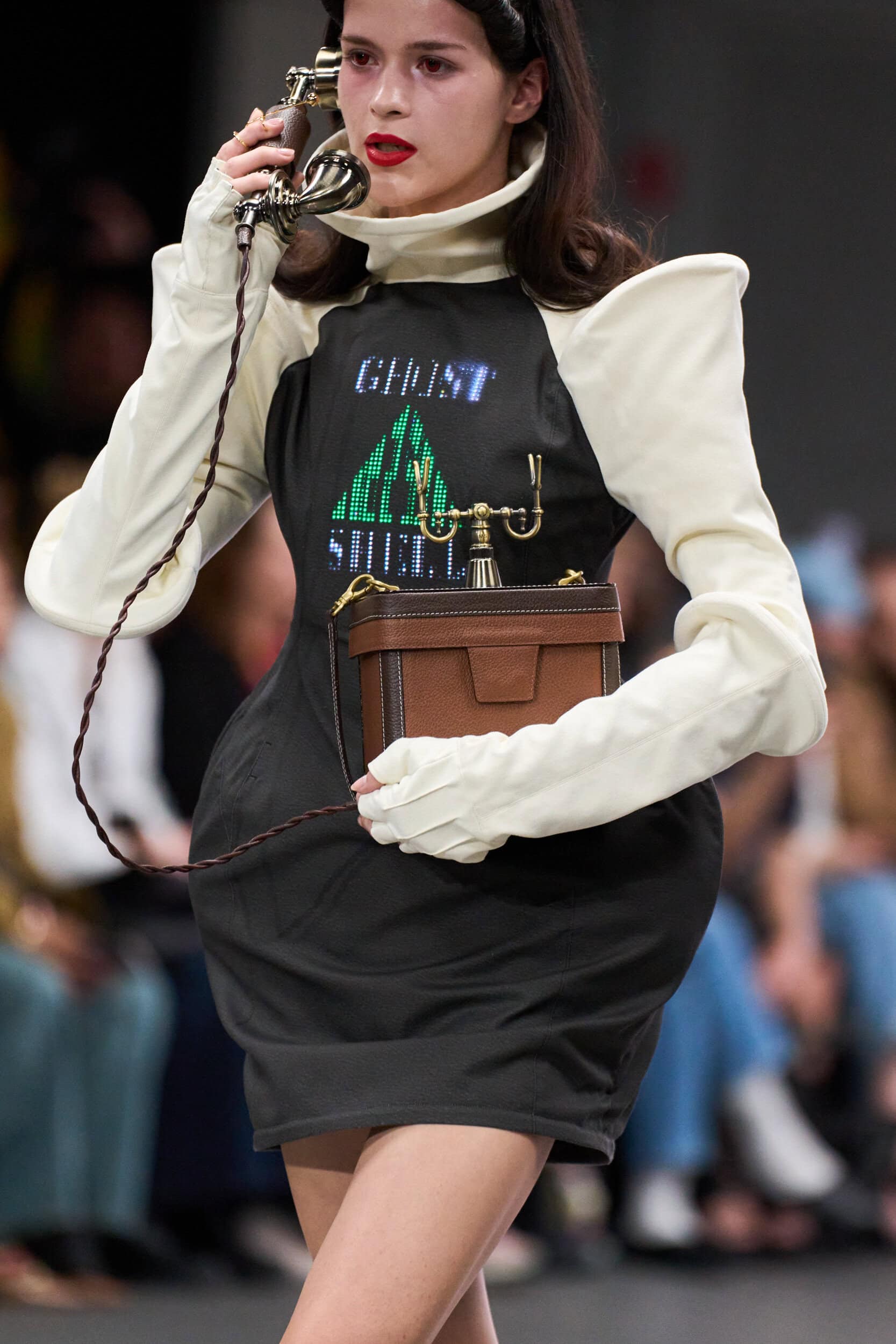 Anrealage Fall 2026 Fashion Show Details