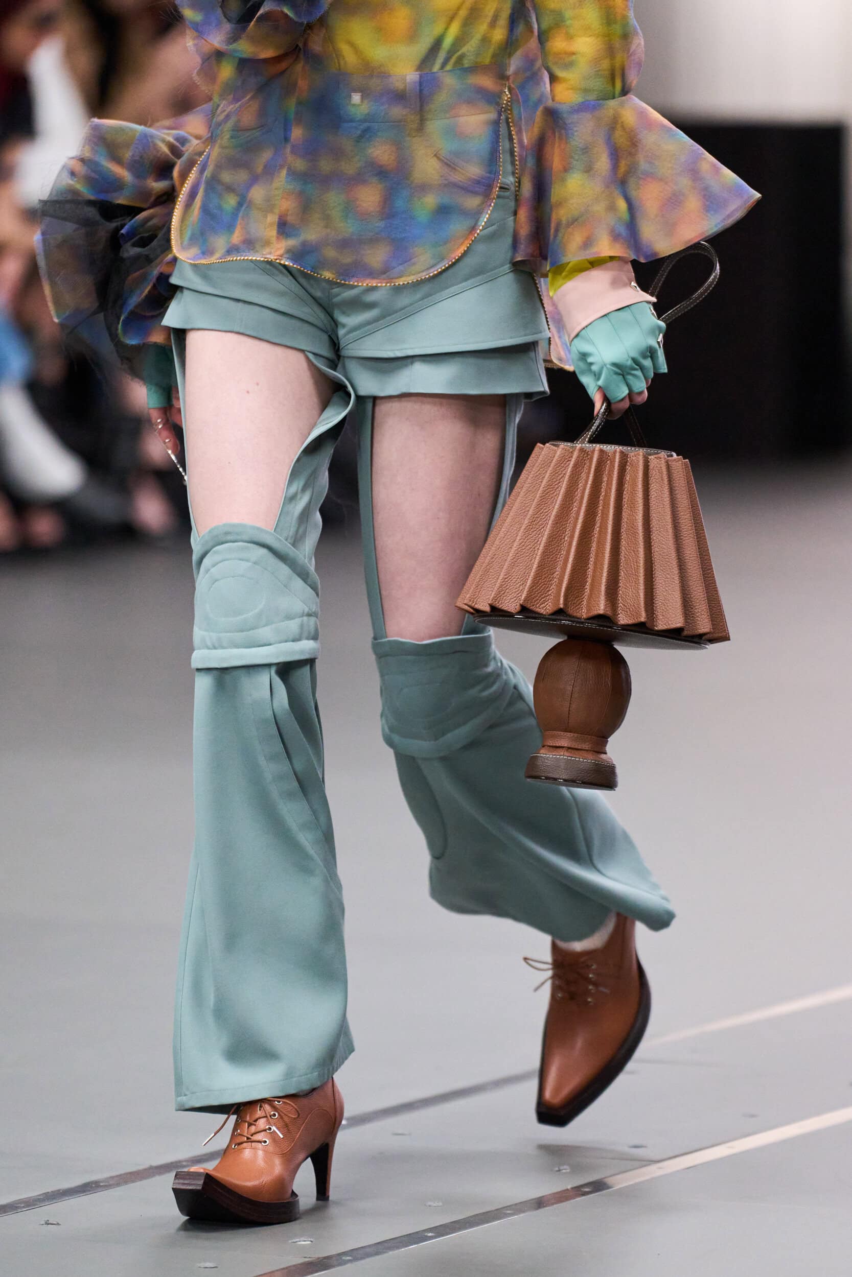 Anrealage Fall 2026 Fashion Show Details