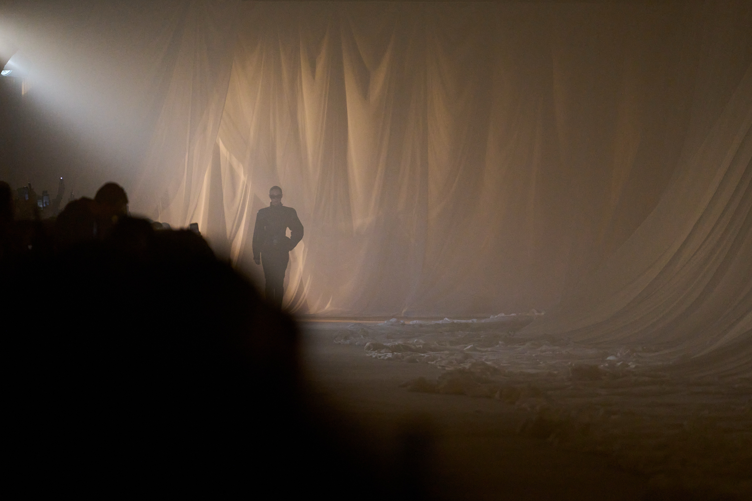 Balmain Fall 2026 Fashion Show Atmosphere