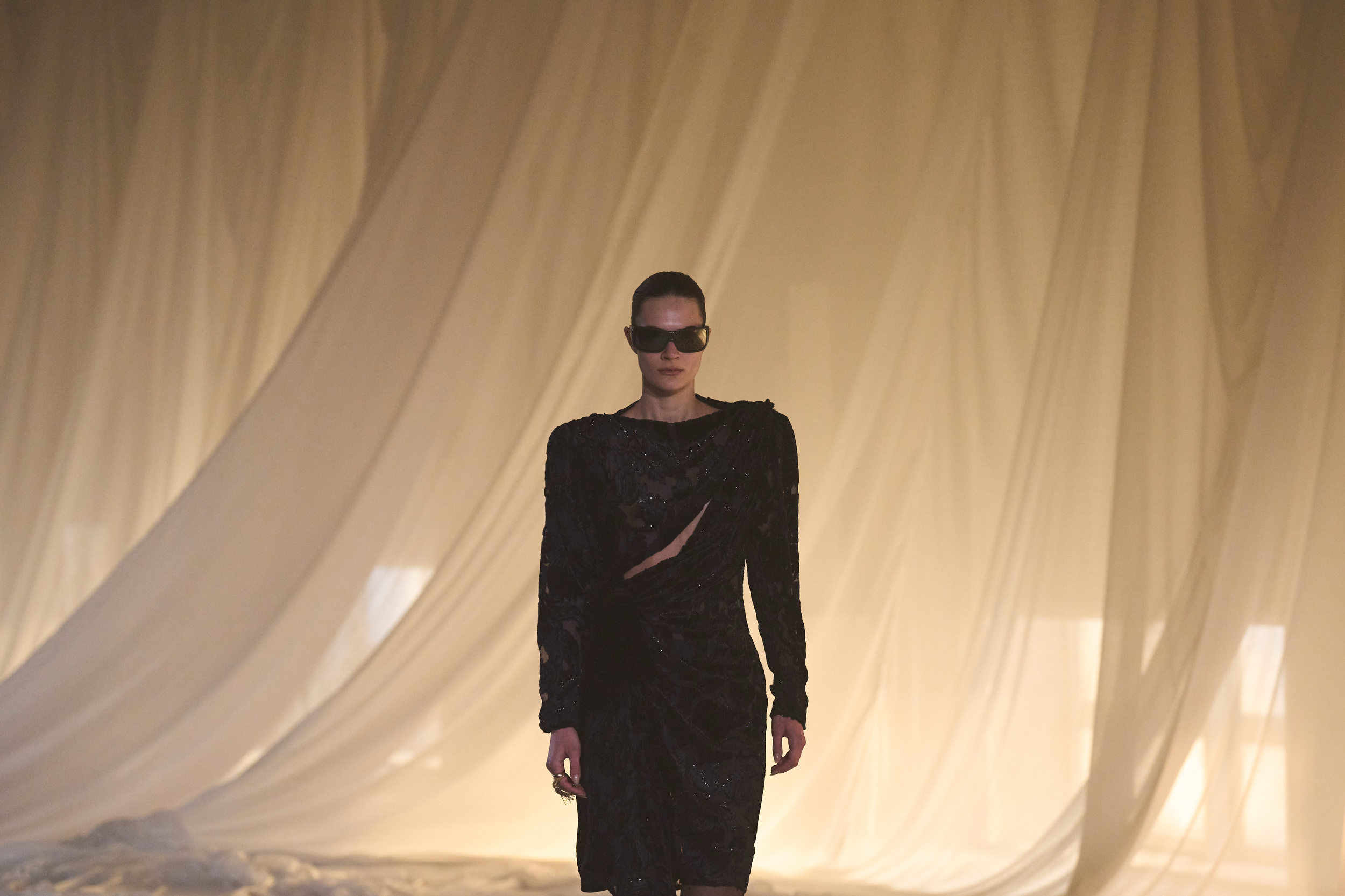 Balmain Fall 2026 Fashion Show Atmosphere