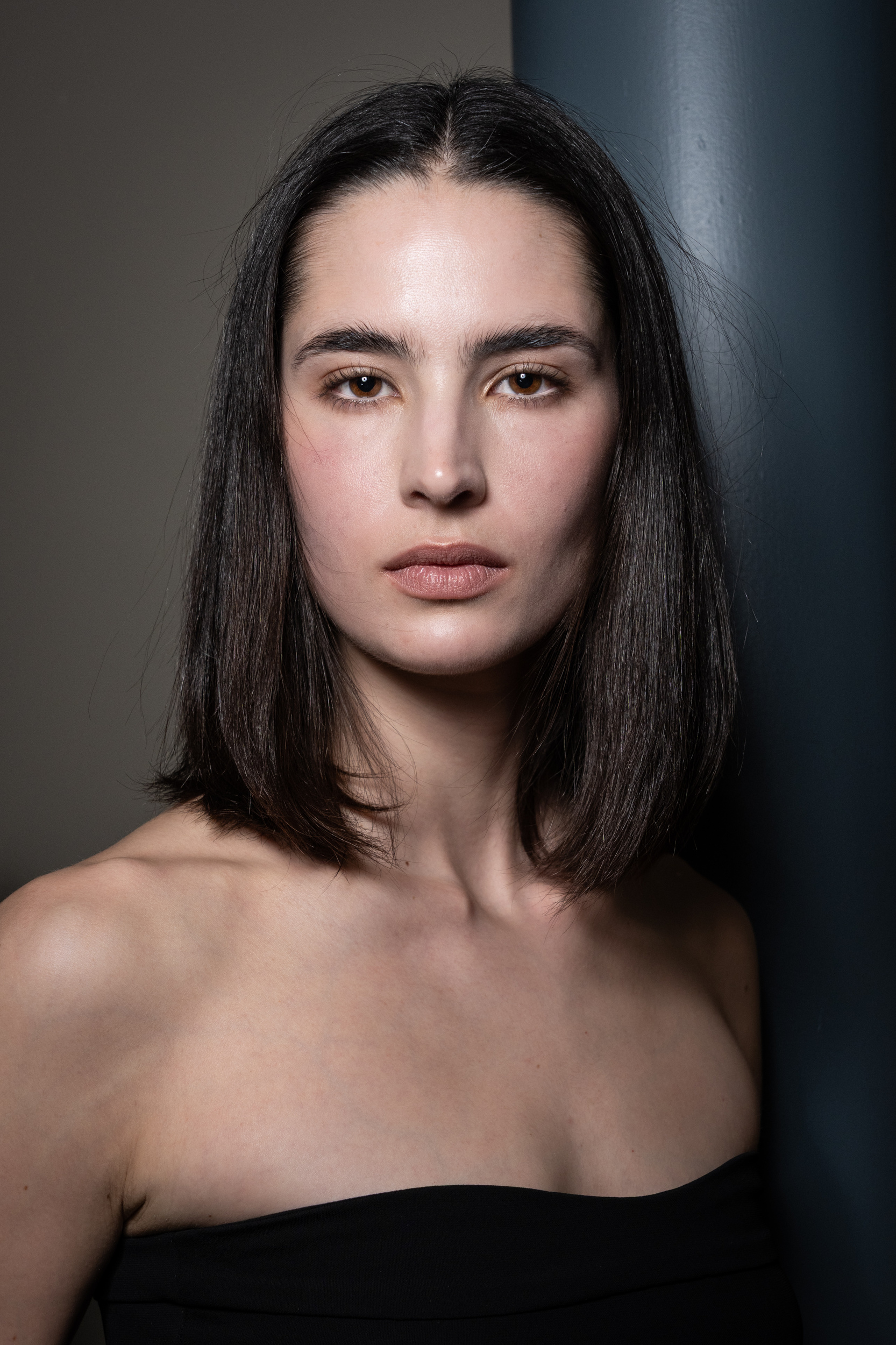 Burc Akyol Fall 2026 Fashion Show Backstage