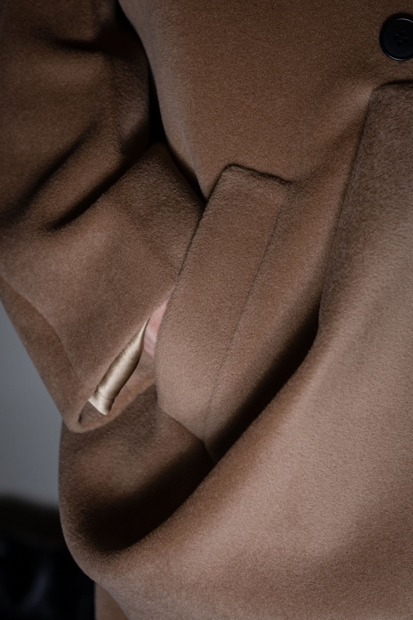 Burc Akyol Fall 2026 Fashion Show Backstage