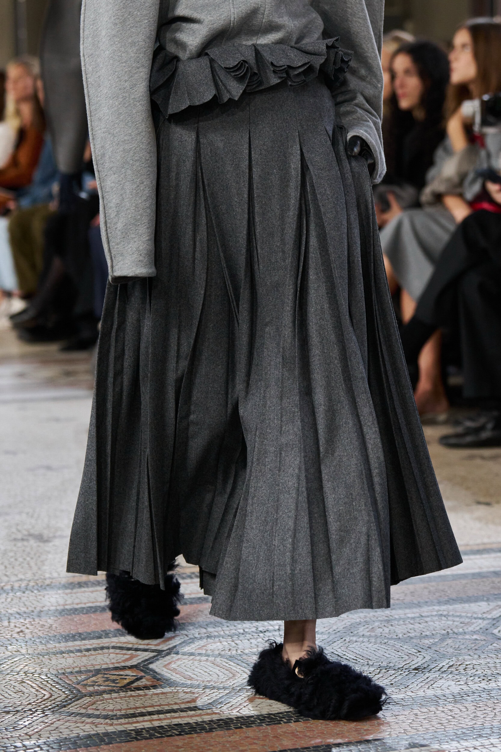 Carven Fall 2026 Fashion Show Details