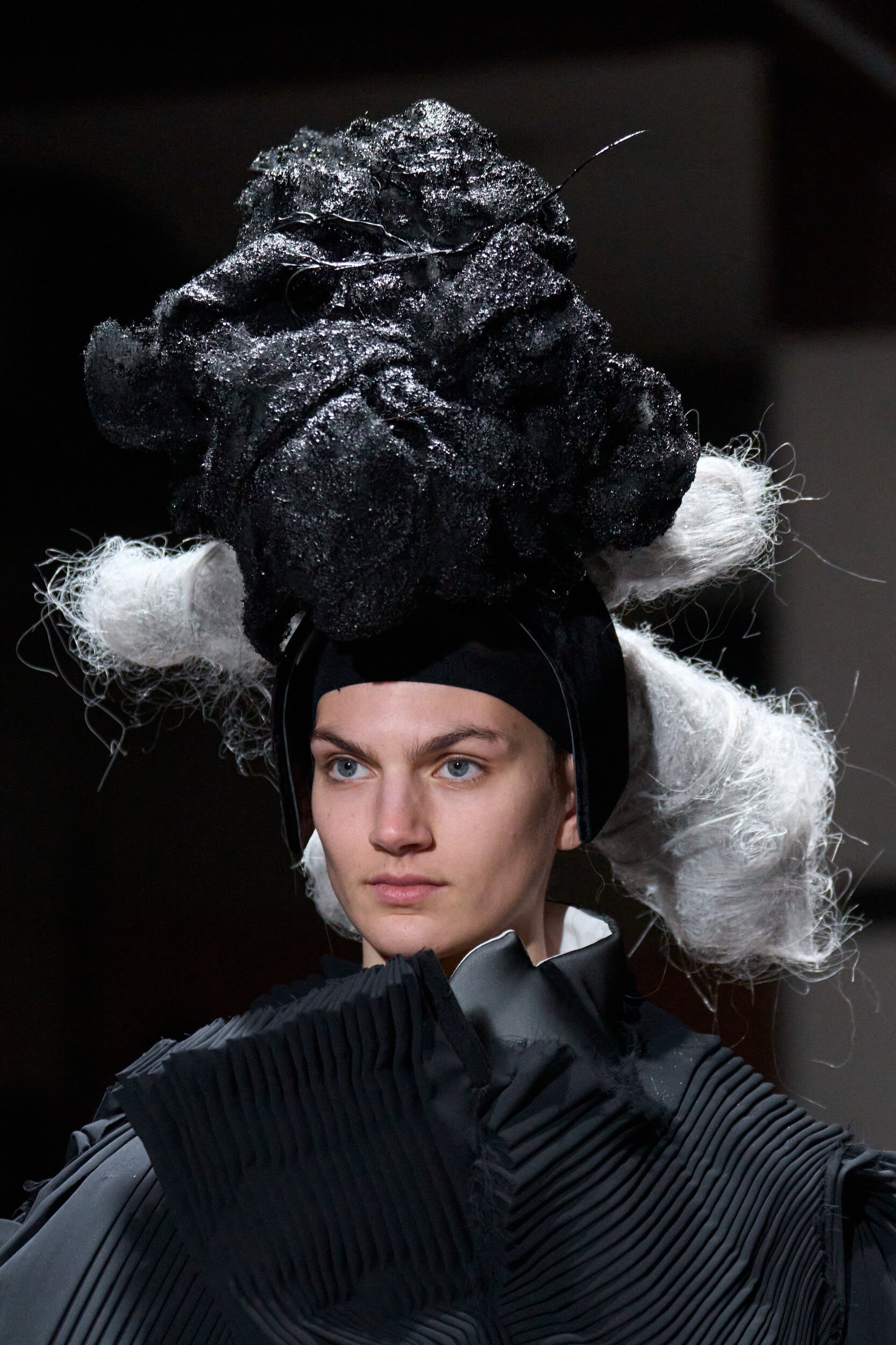 Comme Des Garcons Fall 2026 Fashion Show Details