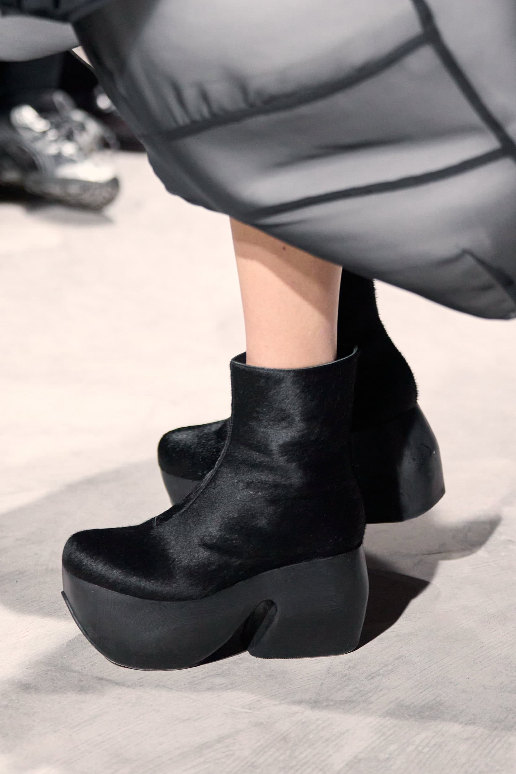 Comme Des Garcons Fall 2026 Fashion Show Details