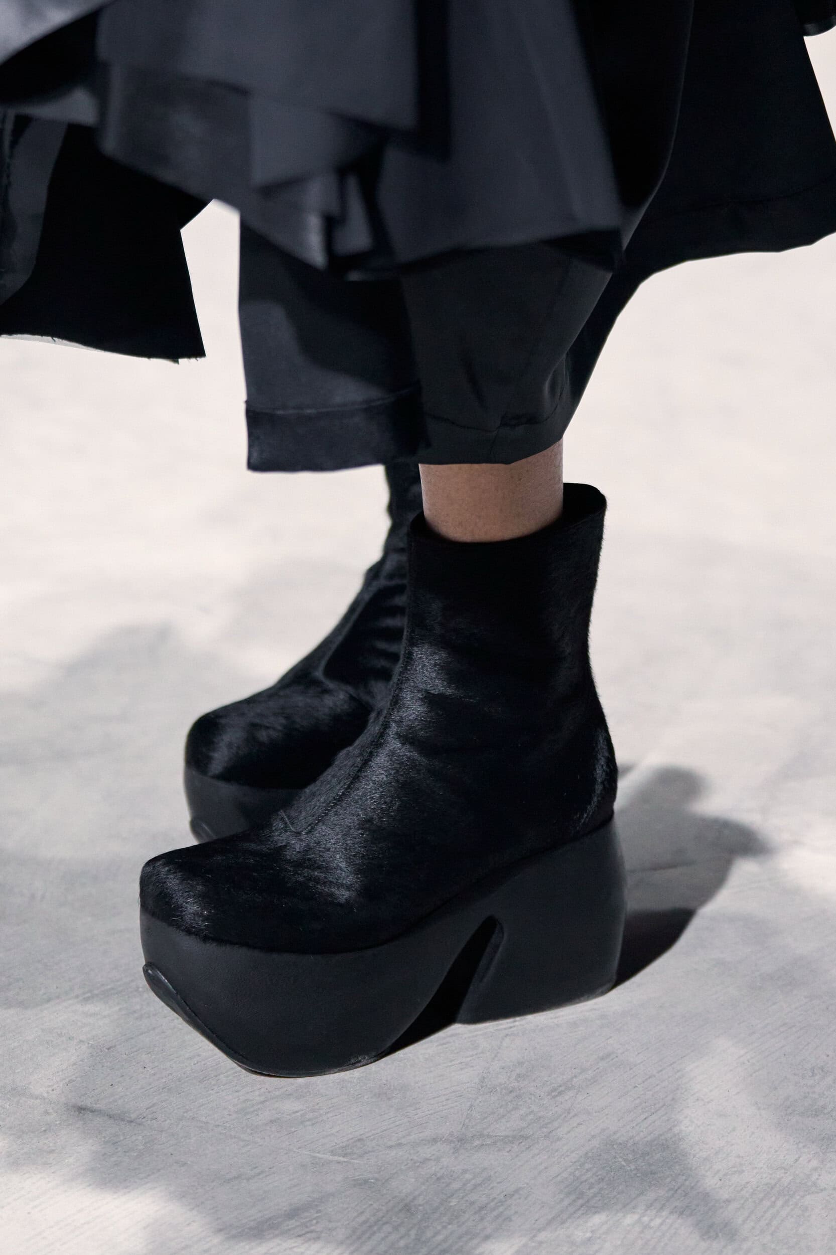 Comme Des Garcons Fall 2026 Fashion Show Details