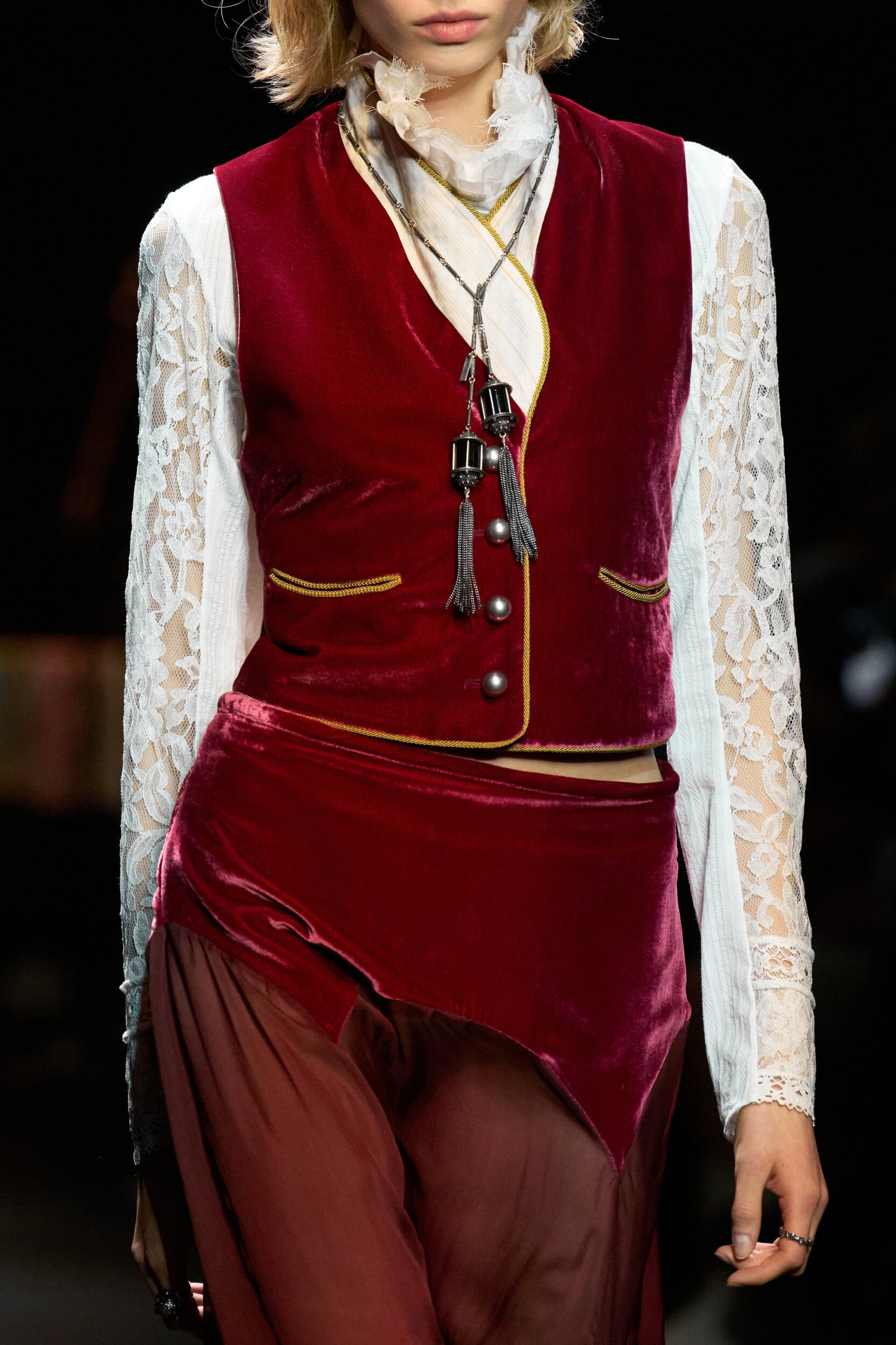 Ann Demeulemeester Fall 2026 Fashion Show Details