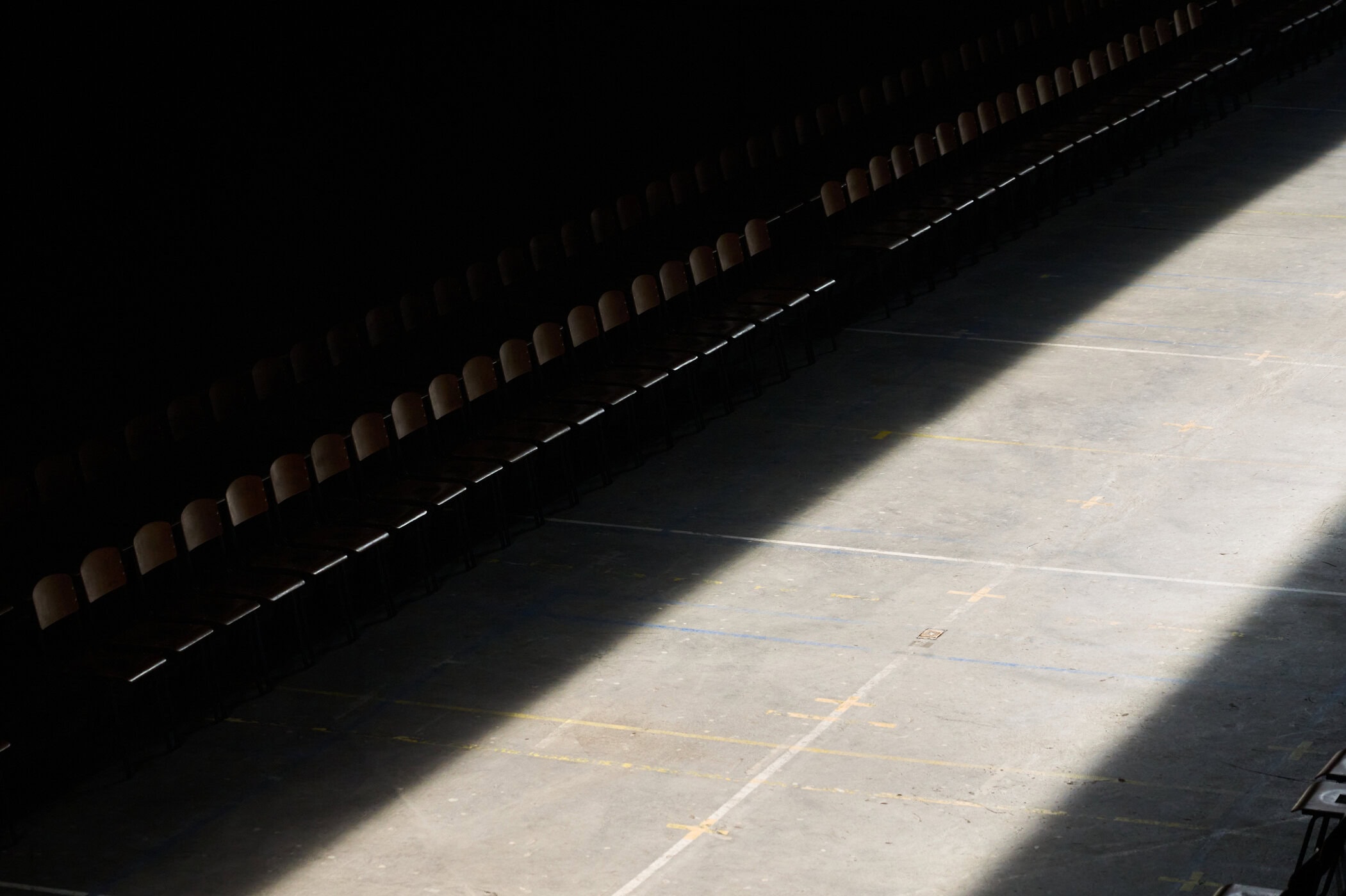 Dries Van Noten Fall 2026 Fashion Show Atmosphere