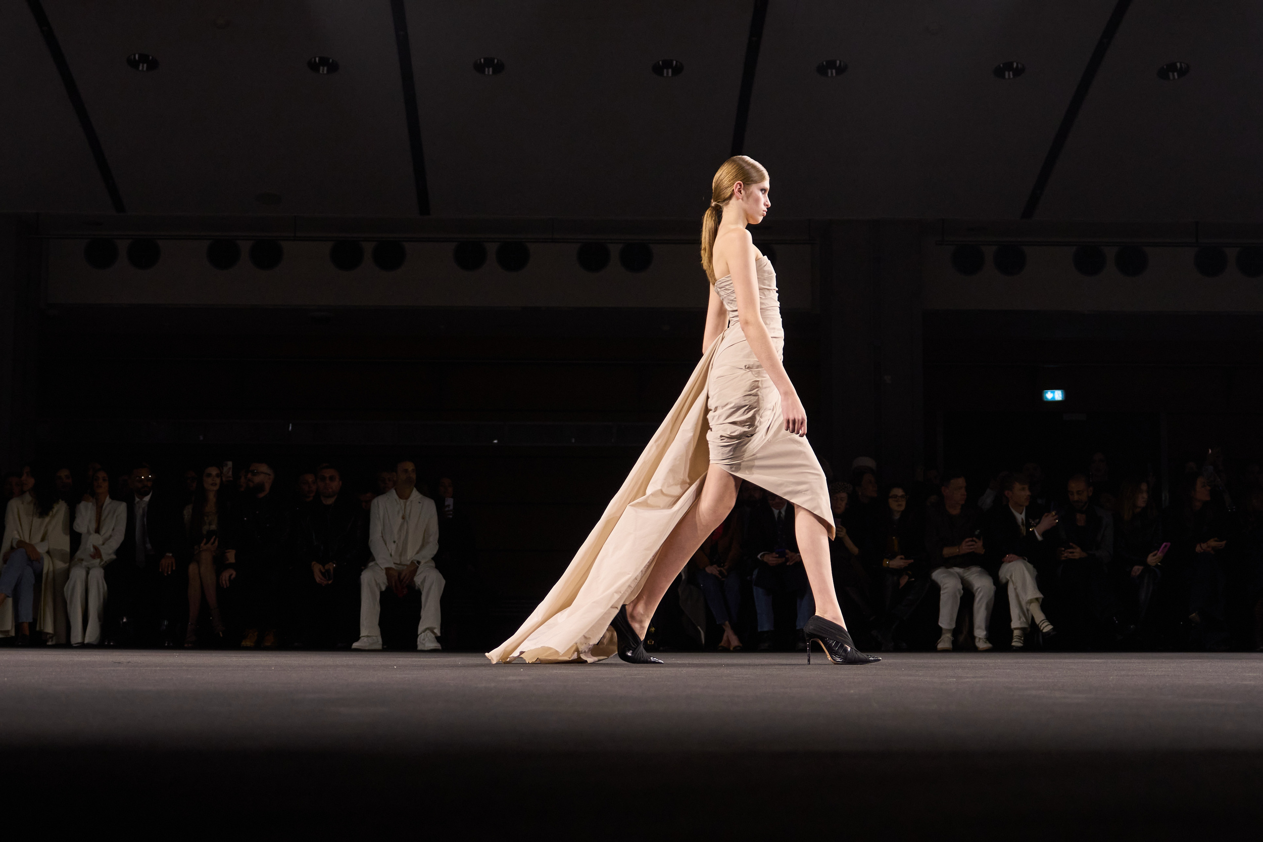 Elie Saab Fall 2026 Fashion Show Atmosphere