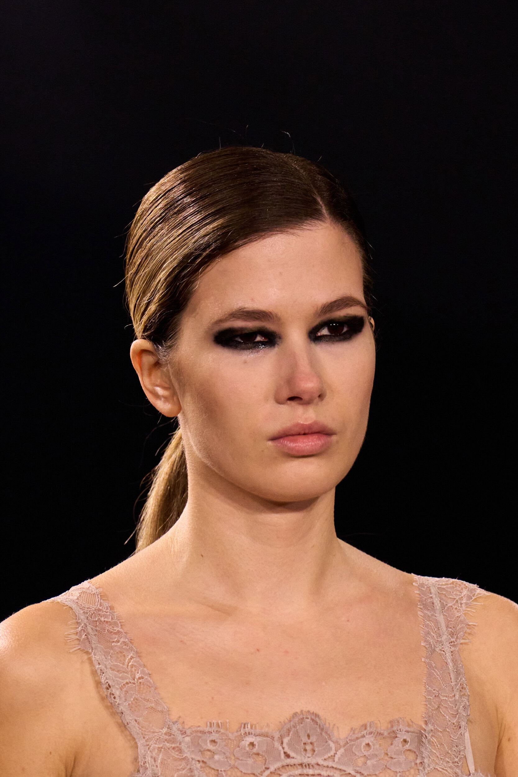 Elie Saab Fall 2026 Fashion Show Details