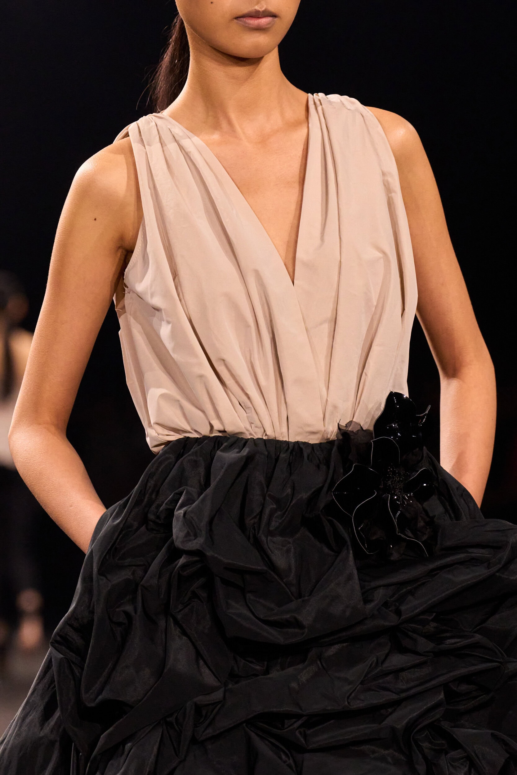 Elie Saab Fall 2026 Fashion Show Details