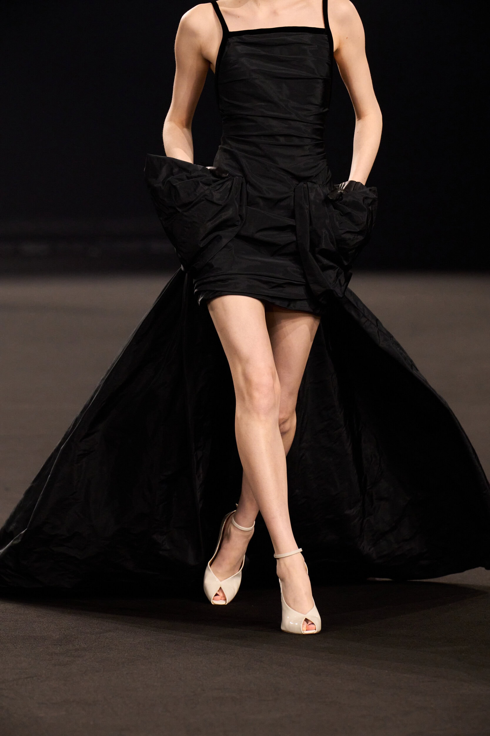 Elie Saab Fall 2026 Fashion Show Details