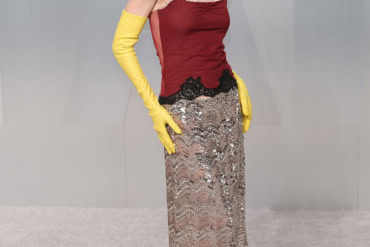 Emma Chamberlain wears Valentino at The 2026 Vanity Fair Oscar Party