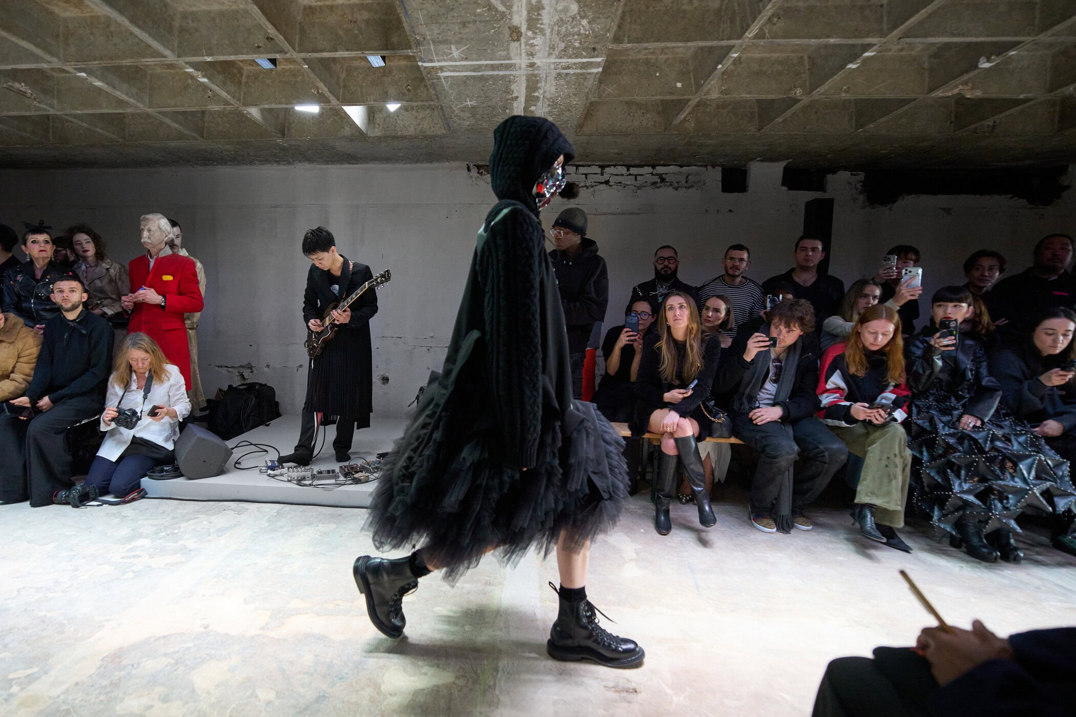 Noir Kei Ninomiya Fall 2026 Fashion Show Atmosphere