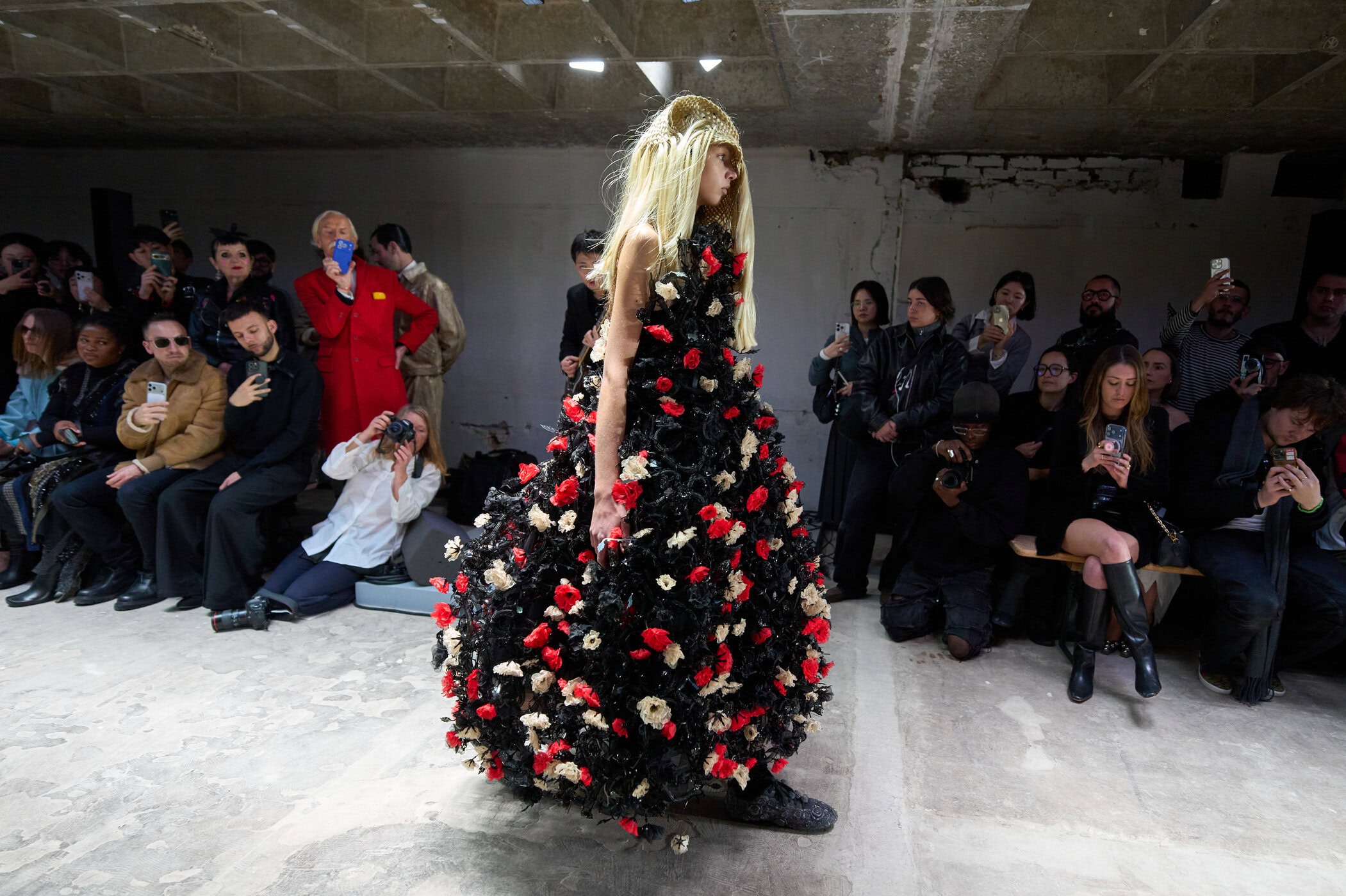 Noir Kei Ninomiya Fall 2026 Fashion Show Atmosphere