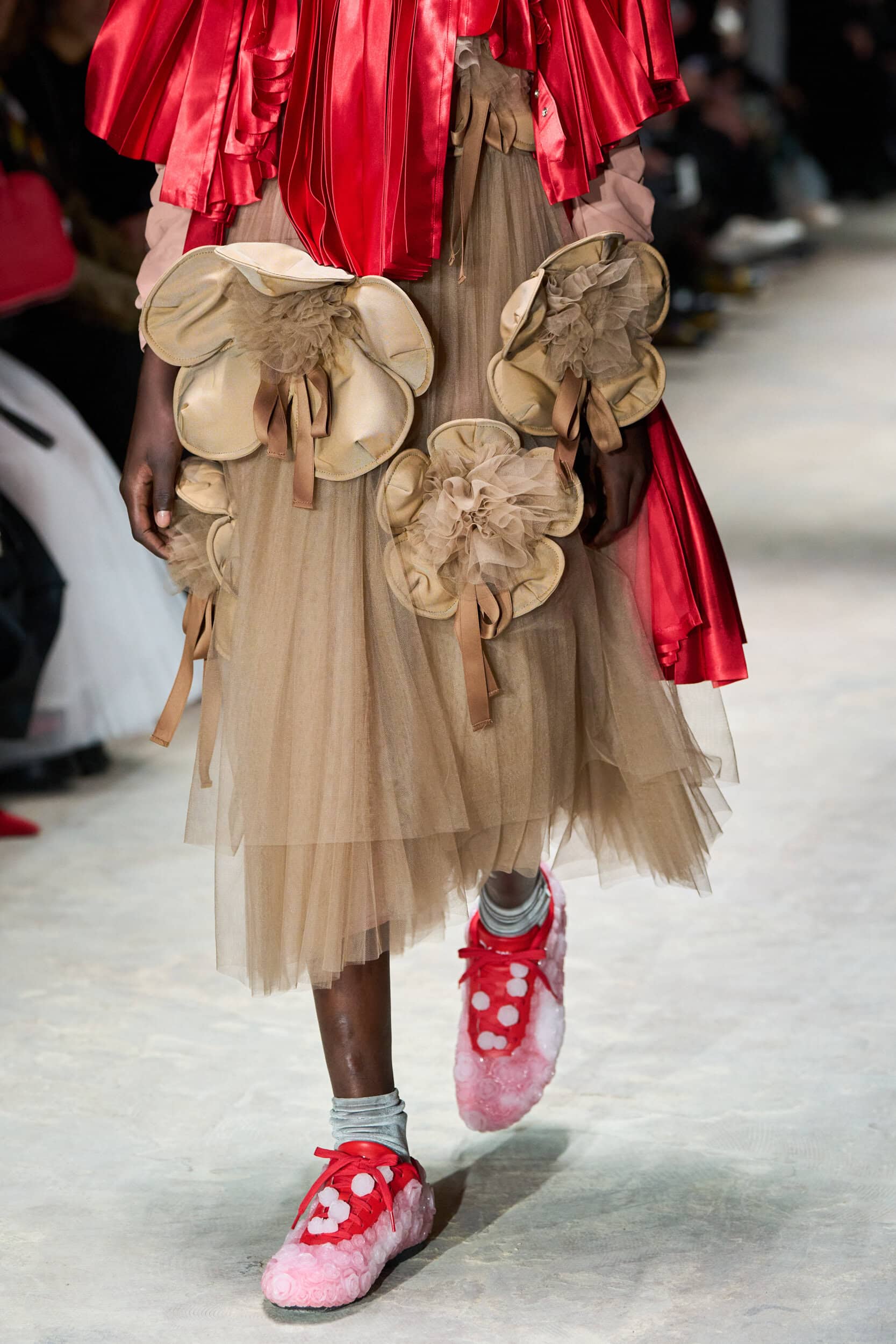 Noir Kei Ninomiya Fall 2026 Fashion Show Details