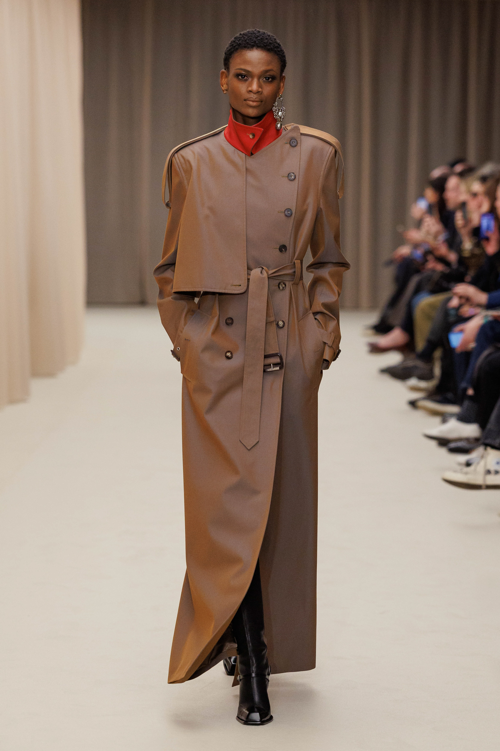 Alexander Mcqueen Fall 2026 Fashion Show