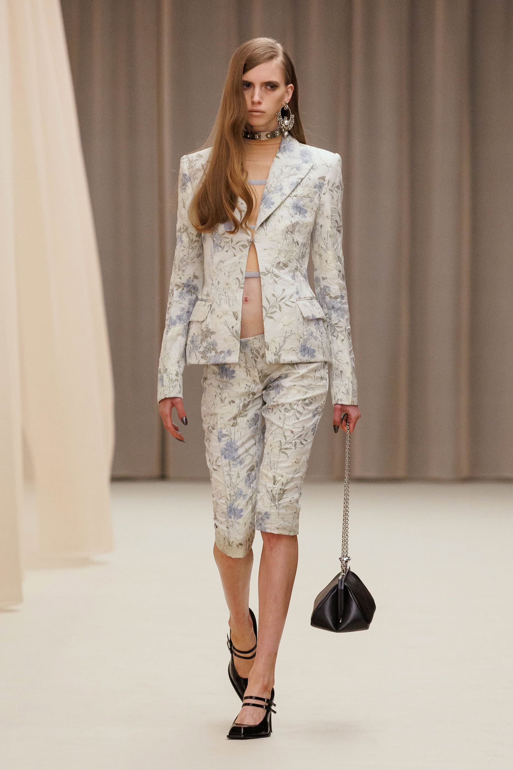 Alexander Mcqueen Fall 2026 Fashion Show