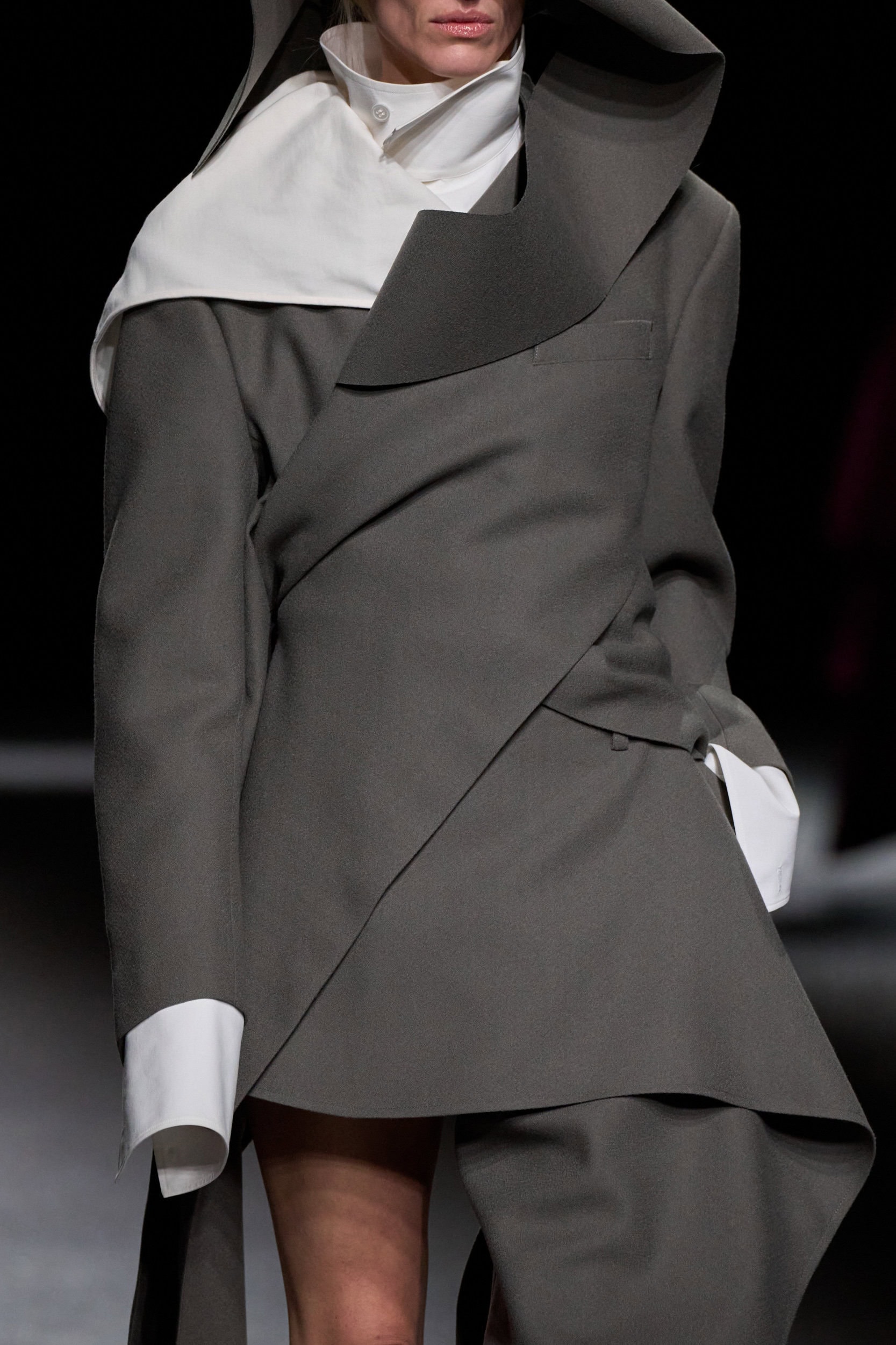 Issey Miyake Fall 2026 Fashion Show Details