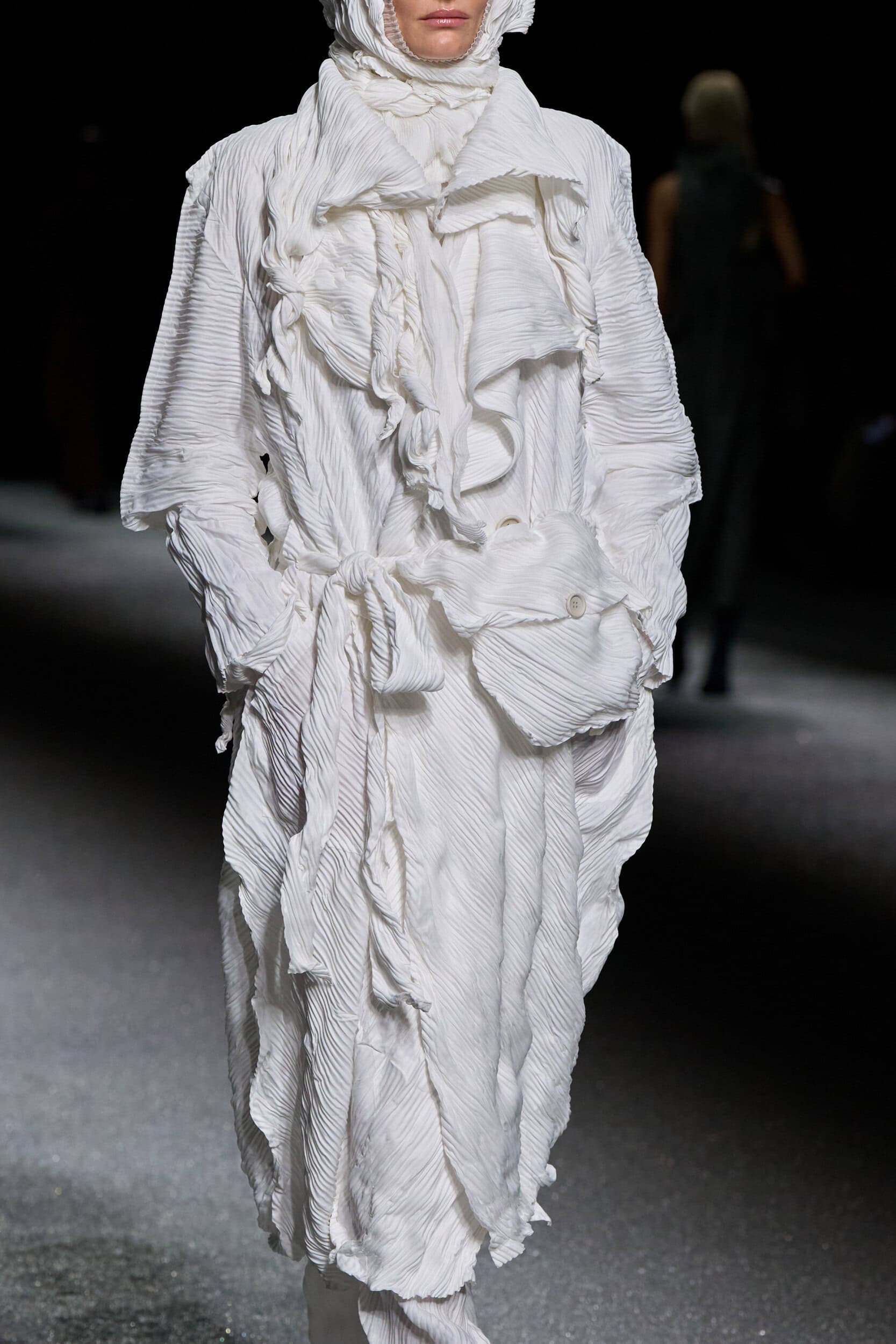 Issey Miyake Fall 2026 Fashion Show Details