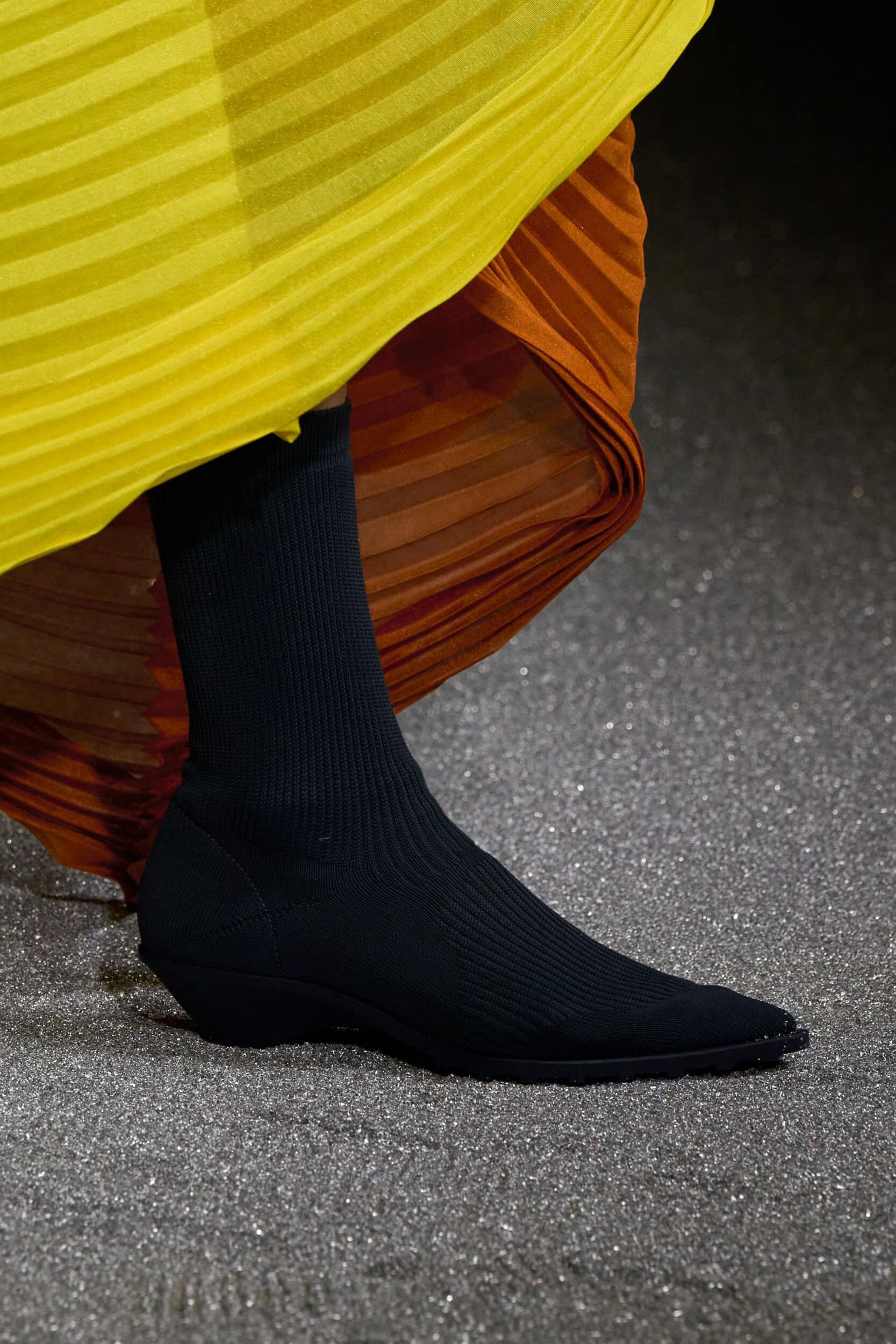 Issey Miyake Fall 2026 Fashion Show Details