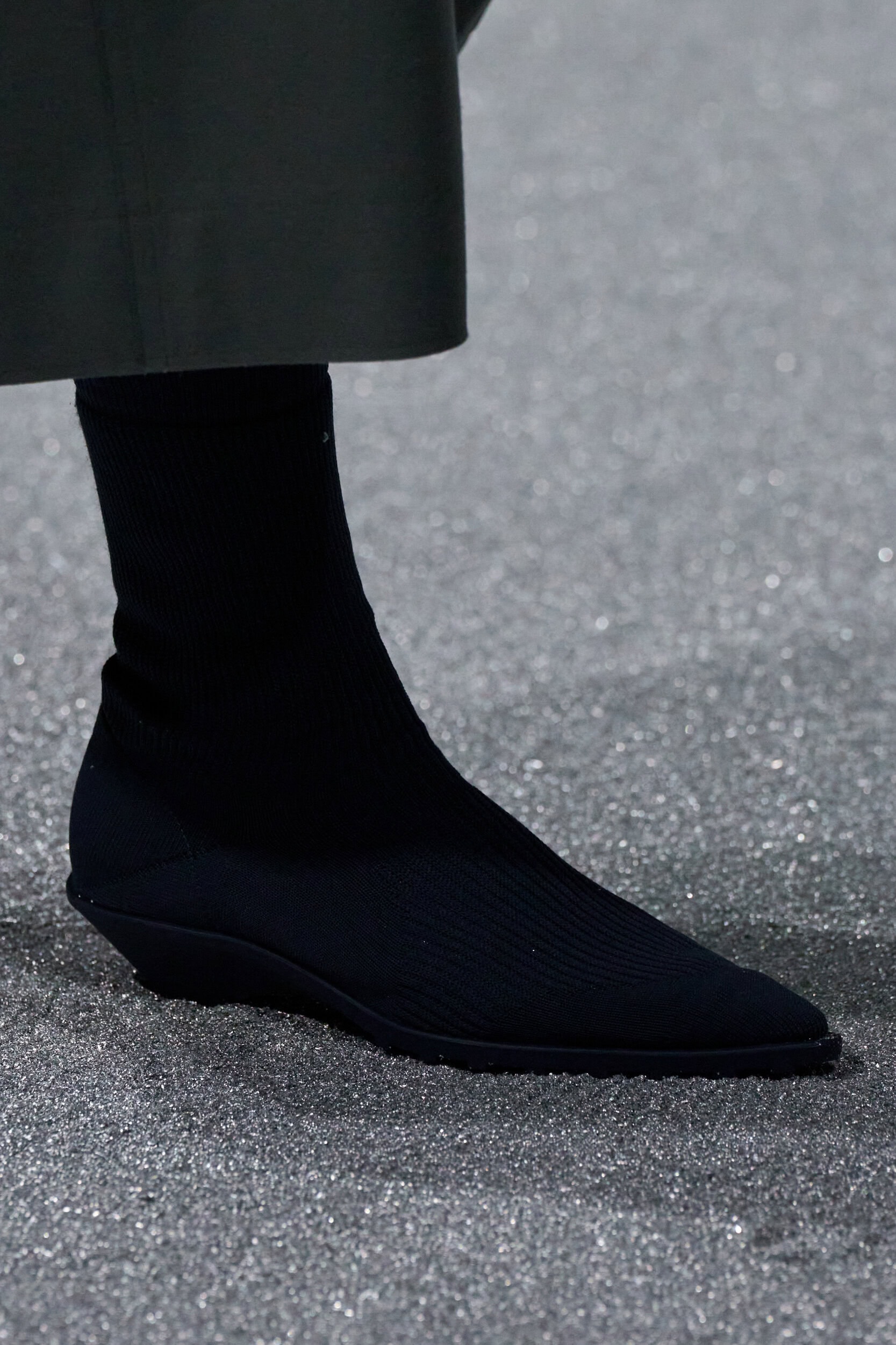 Issey Miyake Fall 2026 Fashion Show Details
