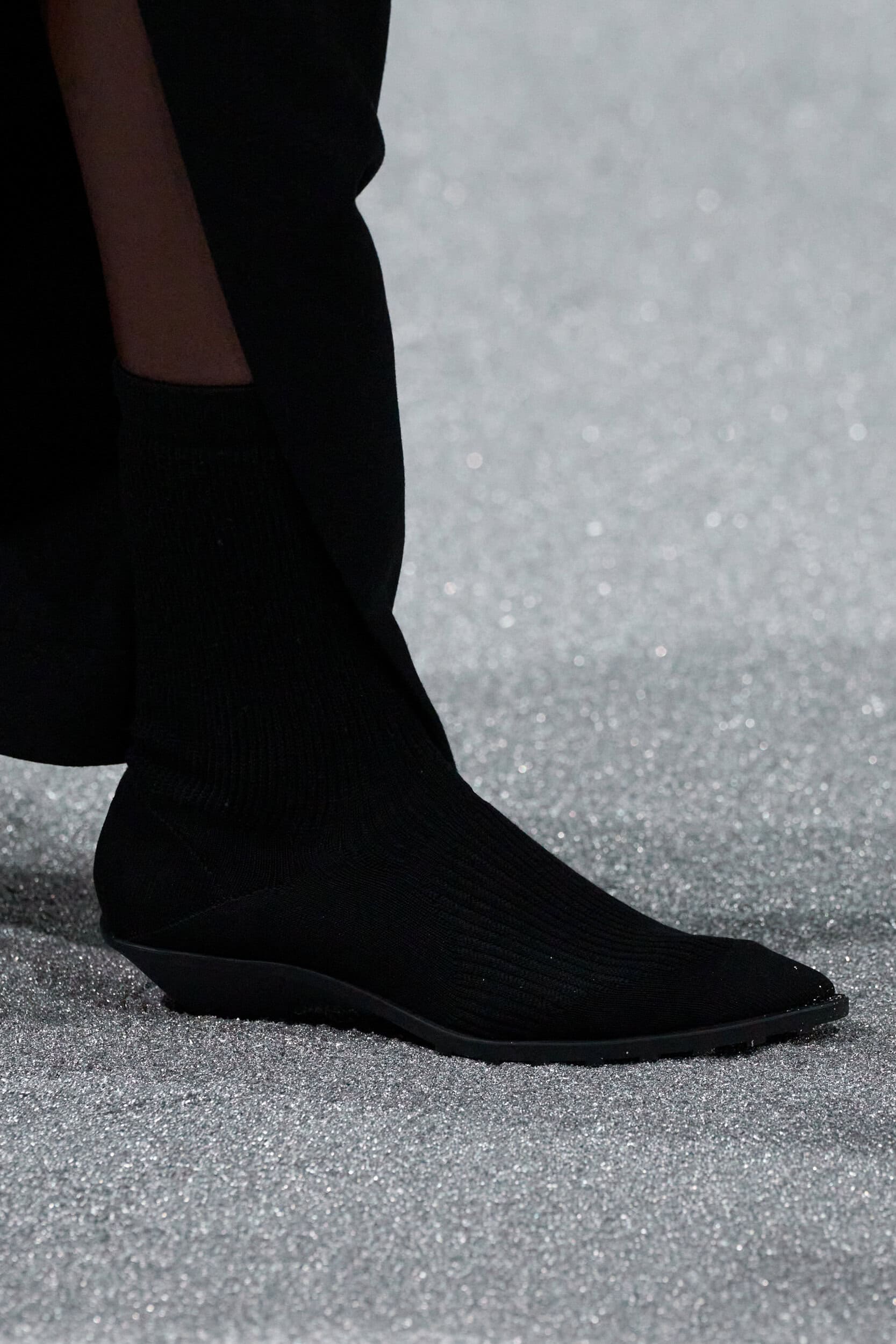Issey Miyake Fall 2026 Fashion Show Details
