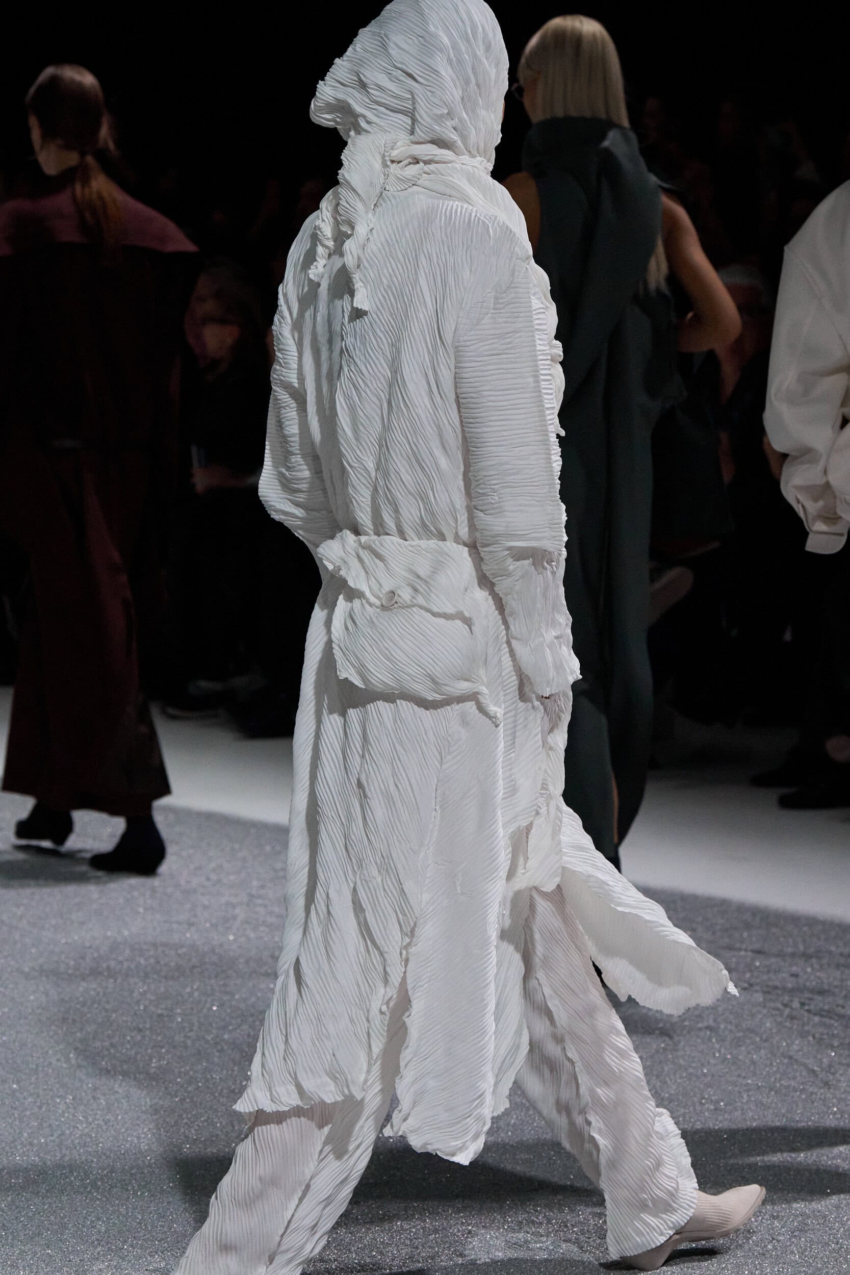 Issey Miyake Fall 2026 Fashion Show Details