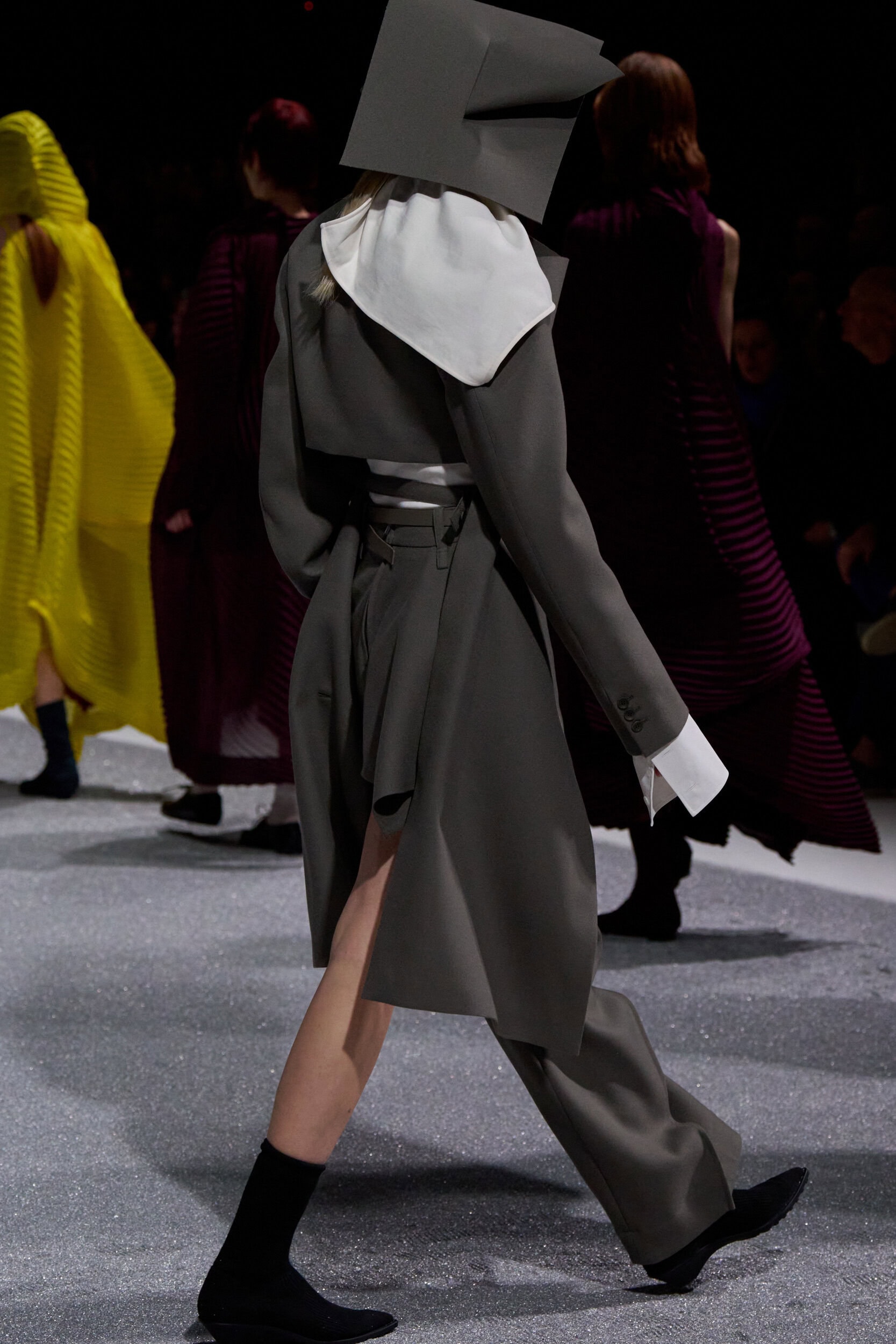 Issey Miyake Fall 2026 Fashion Show Details