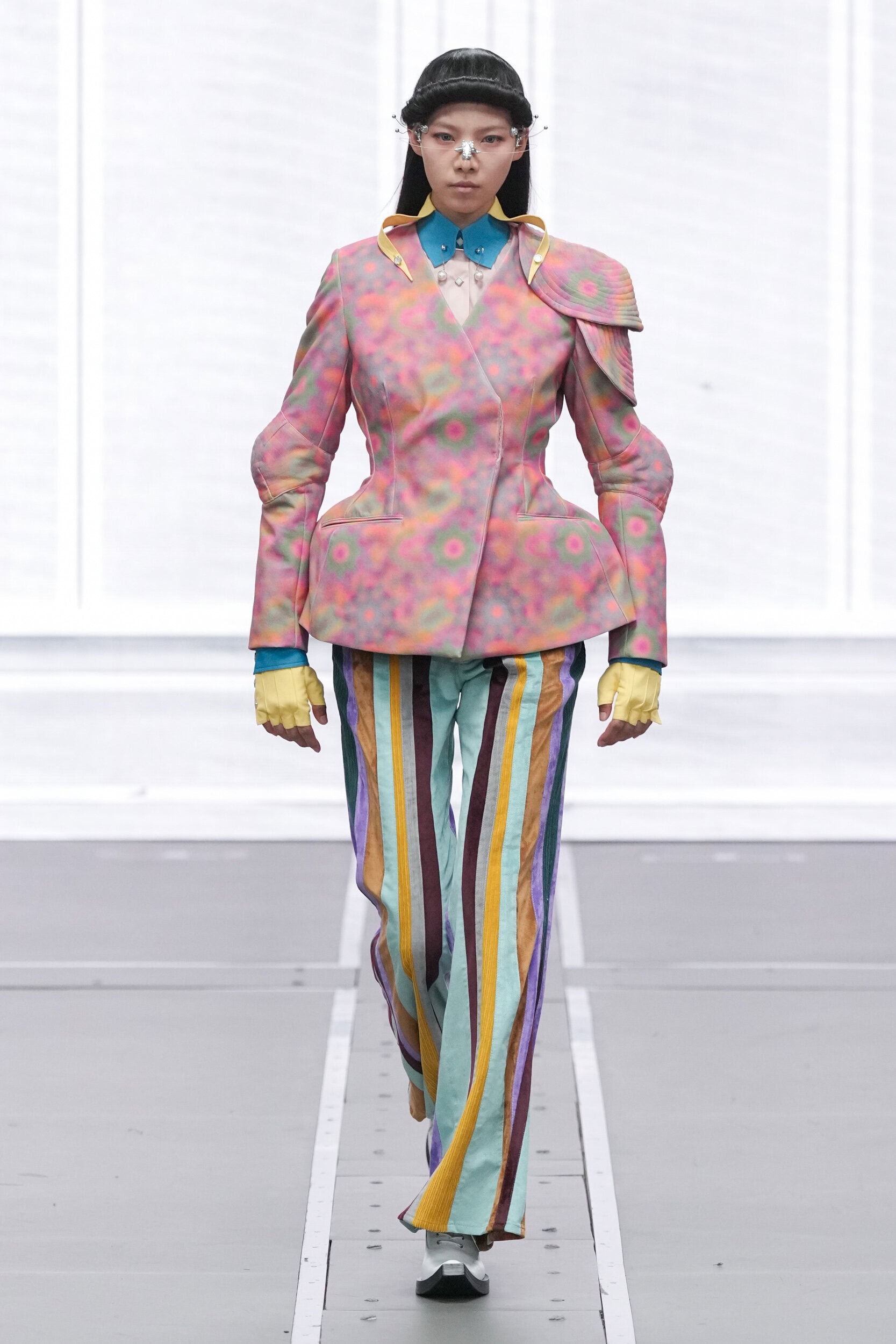 Anrealage Fall 2026 Fashion Show