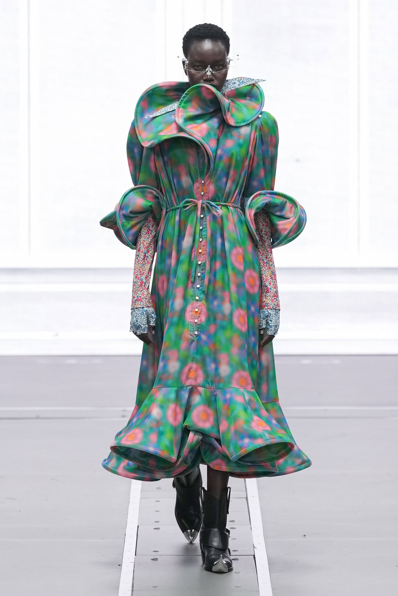 Anrealage Fall 2026 Fashion Show