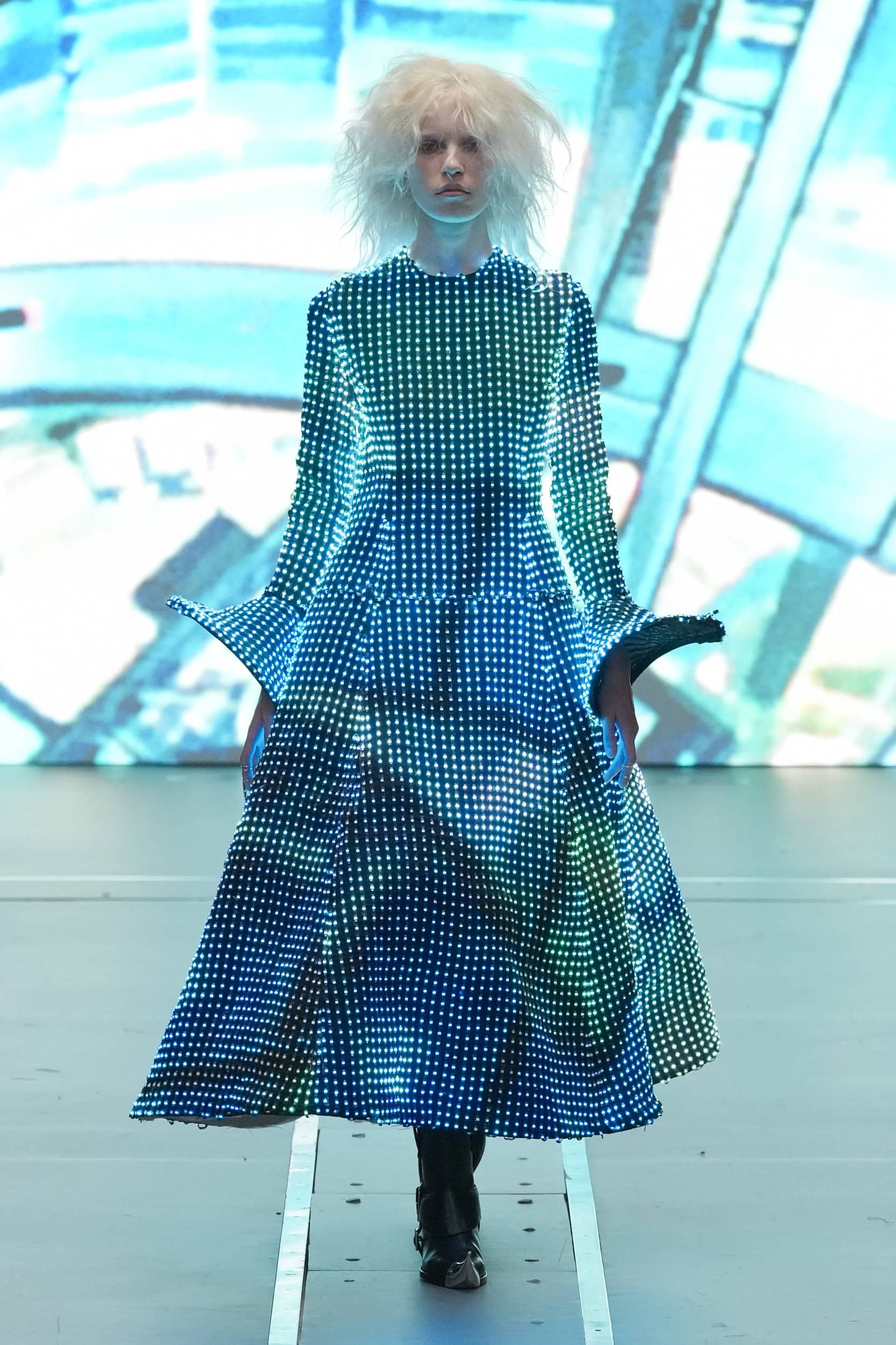 Anrealage Fall 2026 Fashion Show