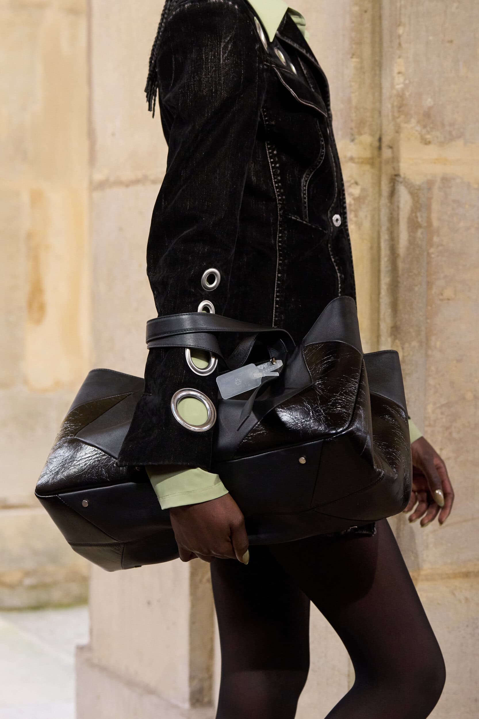 Off-white Fall 2026 Fashion Show Details