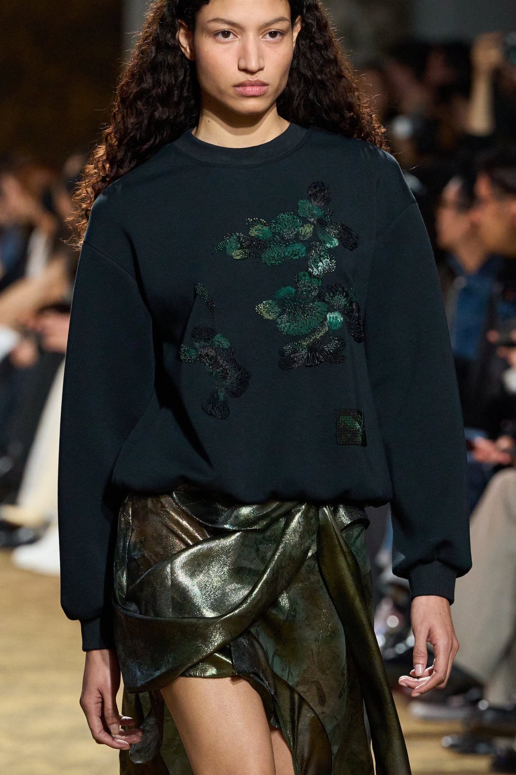 Shiatzy Chen Fall 2026 Fashion Show Details