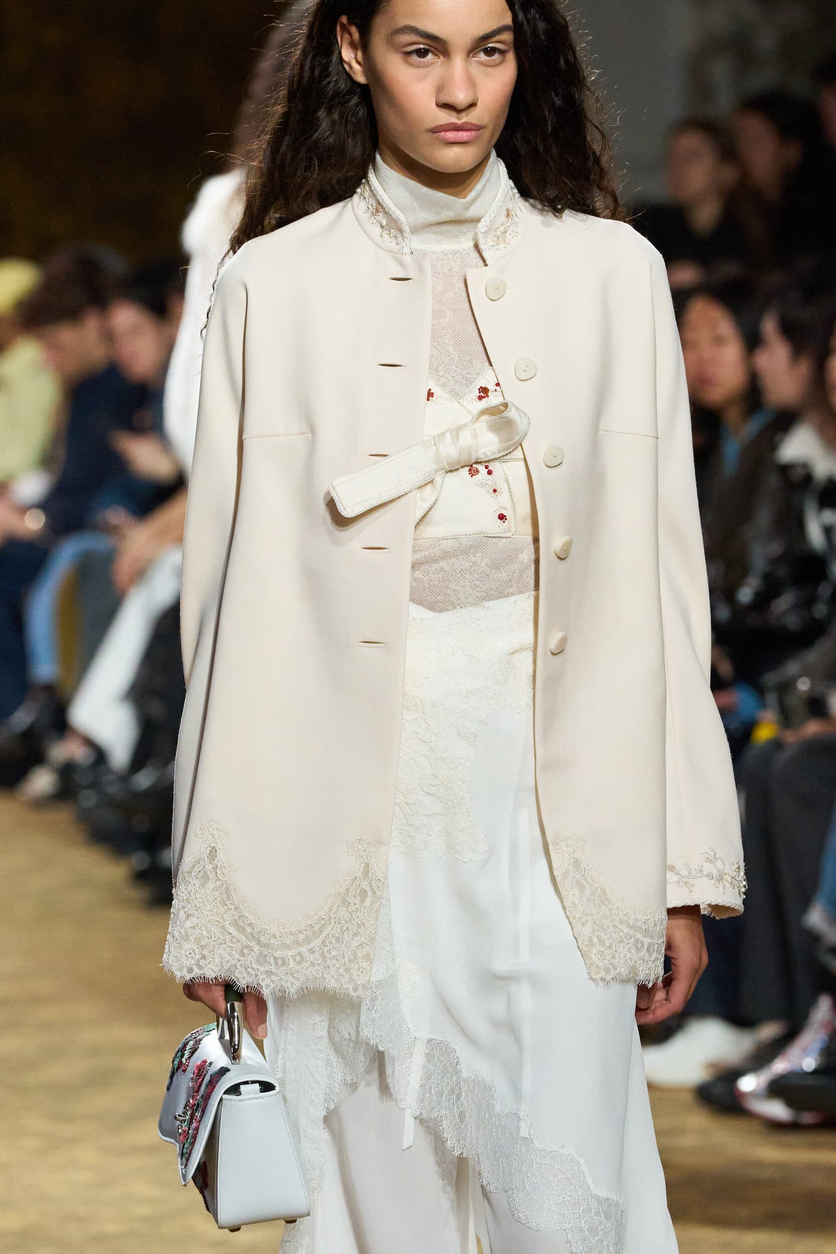 Shiatzy Chen Fall 2026 Fashion Show Details