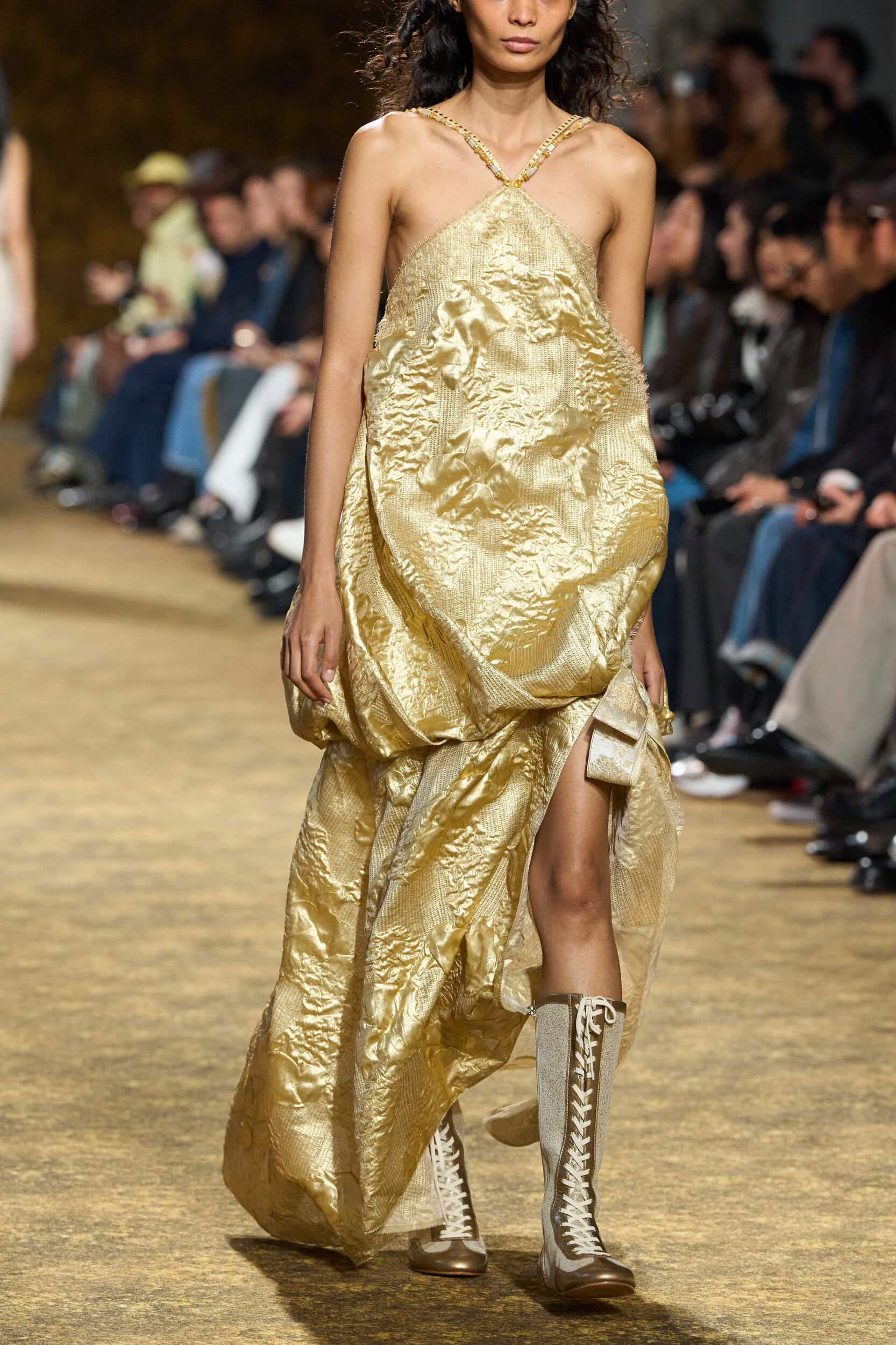 Shiatzy Chen Fall 2026 Fashion Show Details