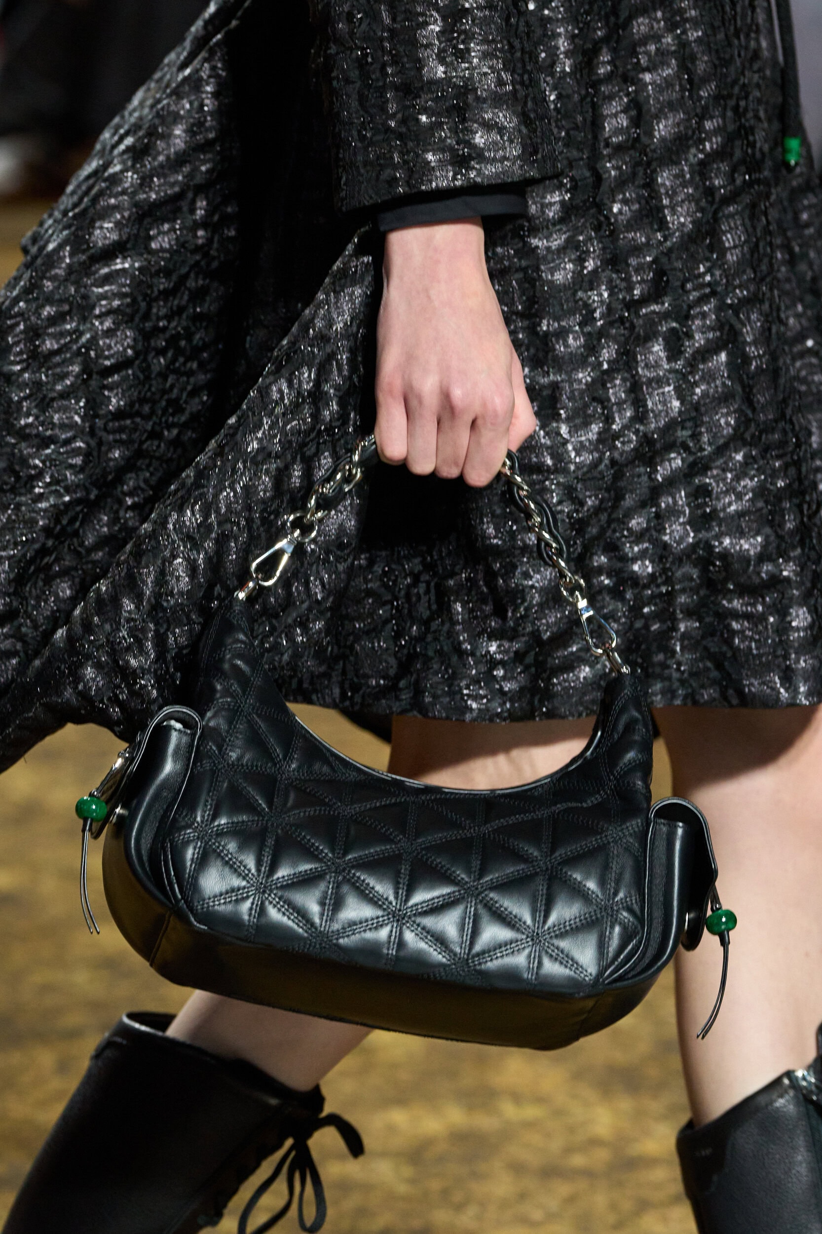 Shiatzy Chen Fall 2026 Fashion Show Details